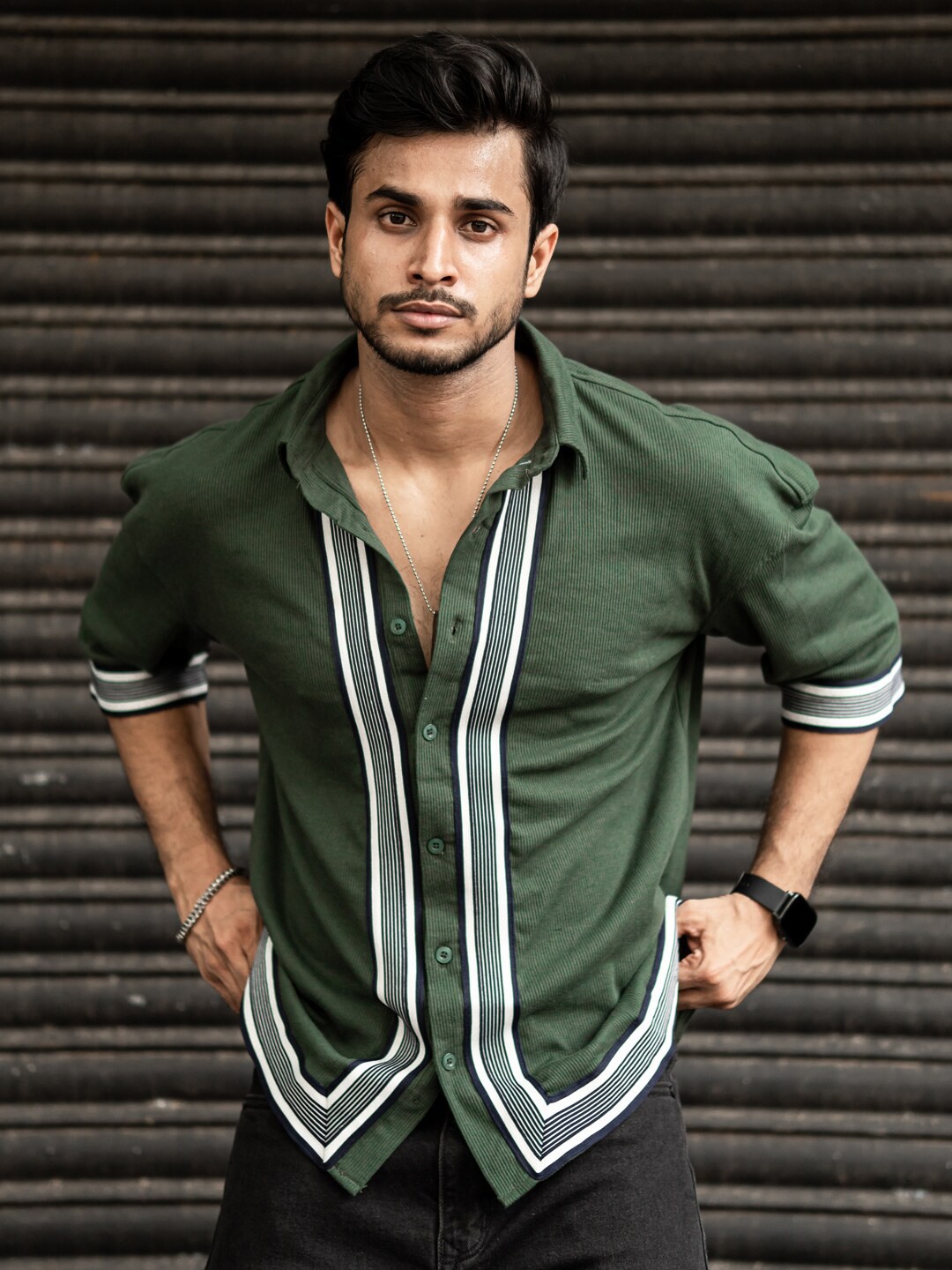 

Powerlook Striped Shirt Collar Oversized T-shirt, Olive