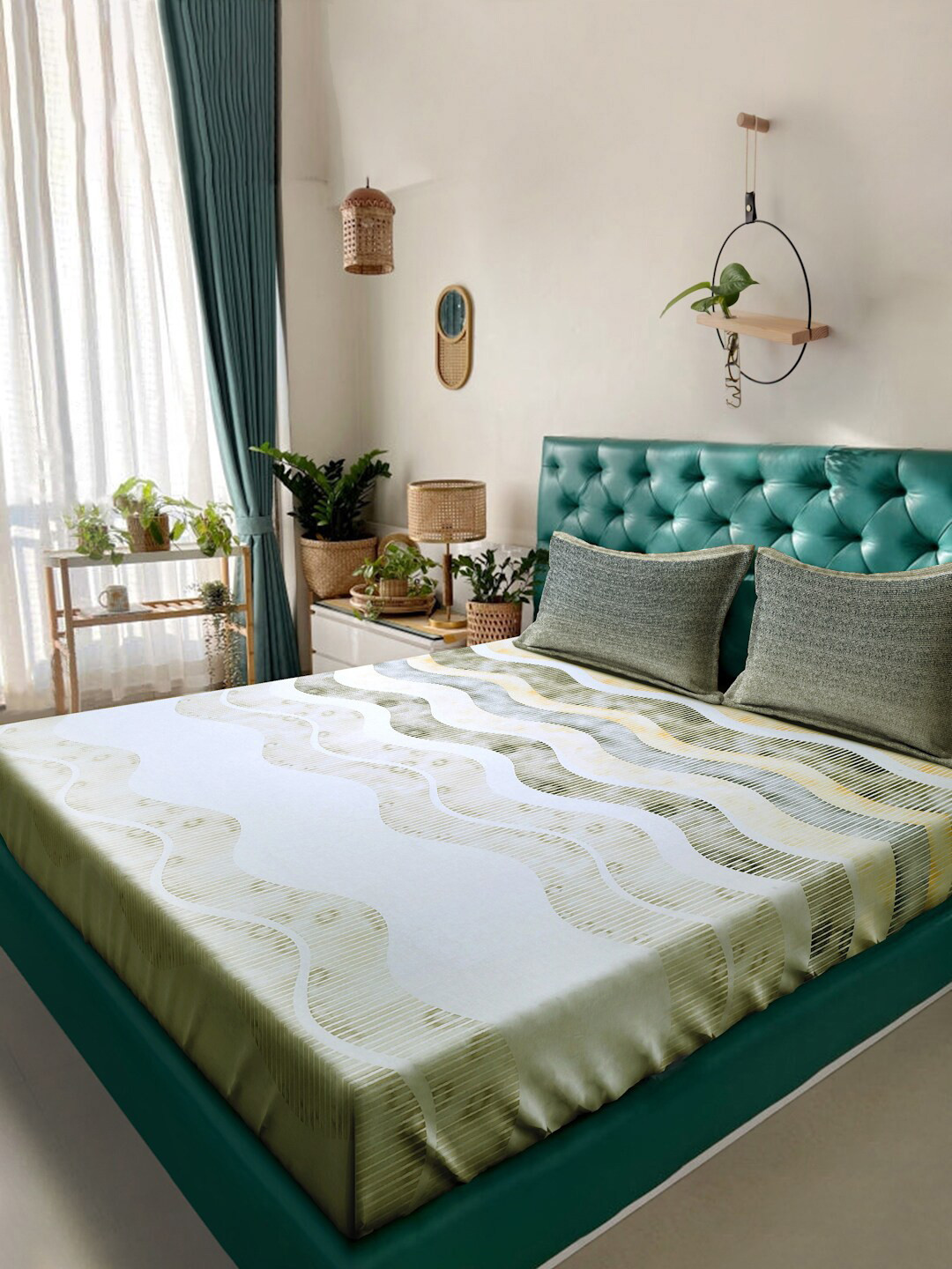

KLOTTHE White & Olive Green Abstract 400TC Cotton Super King Bedsheet With 2 Pillow Covers