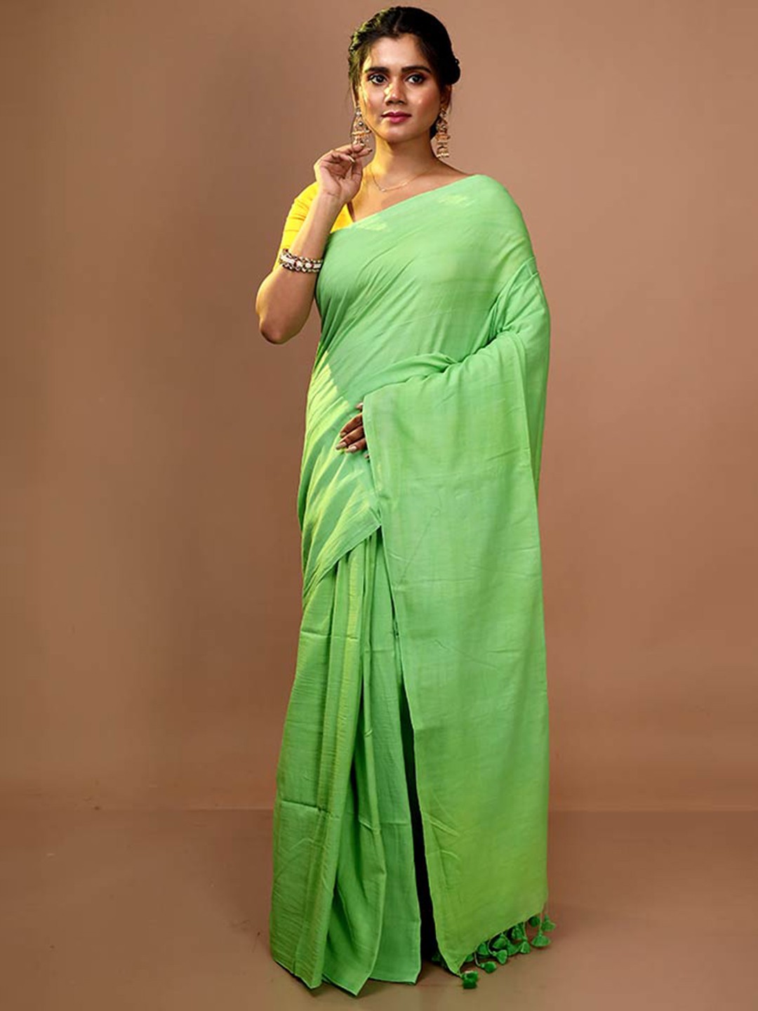 

AllSilks Tassel Detailed Saree, Green