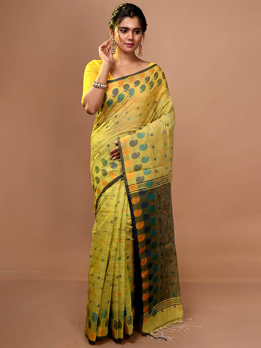 

AllSilks Paisley Woven Design Zari Saree, Green