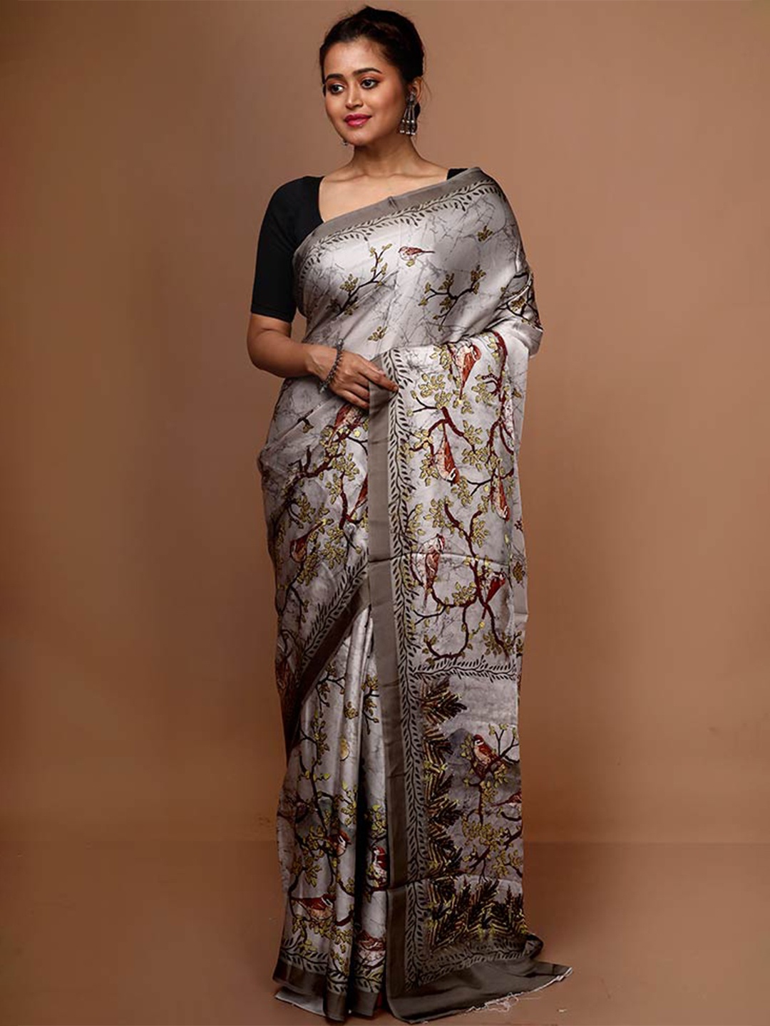 

AllSilks Ethnic Printed Pure Silk Saree, Grey