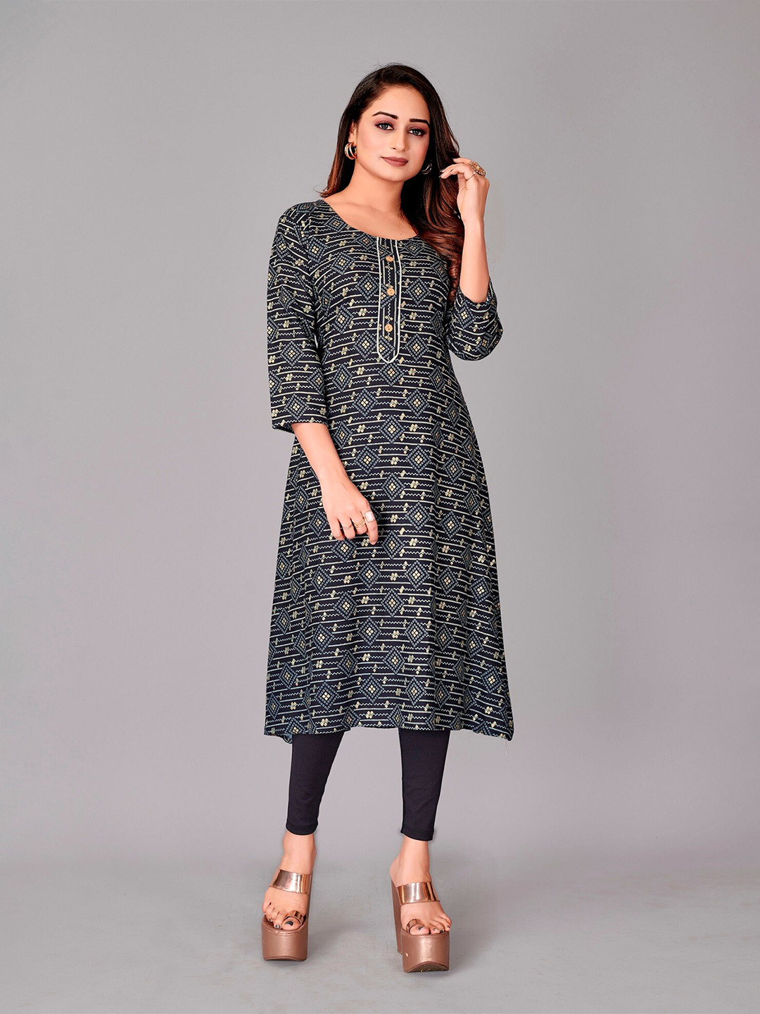 

APNISHA Geometric Printed A-Line Kurta, Grey