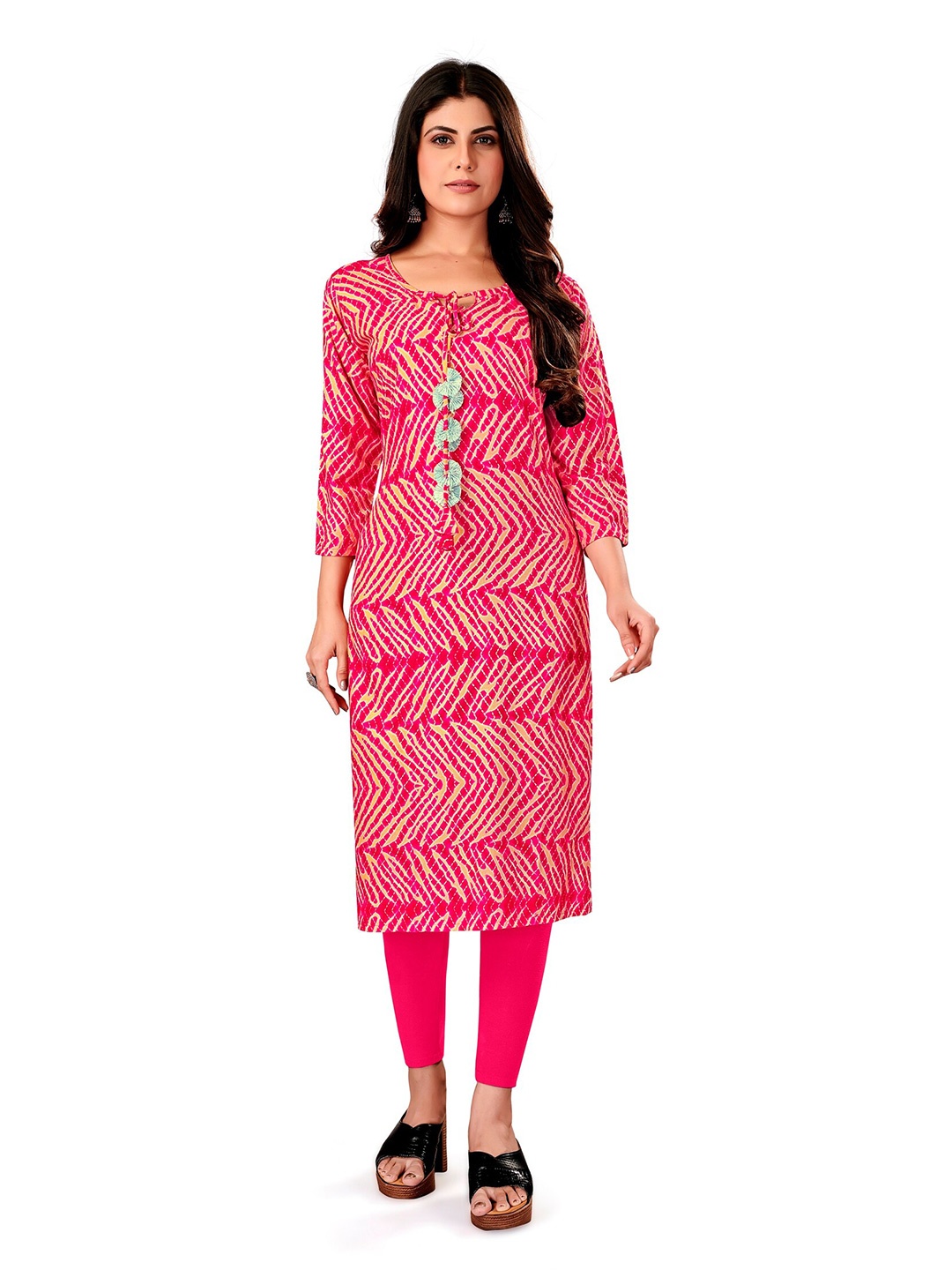 

APNISHA Abstract Printed Straight Kurta, Pink