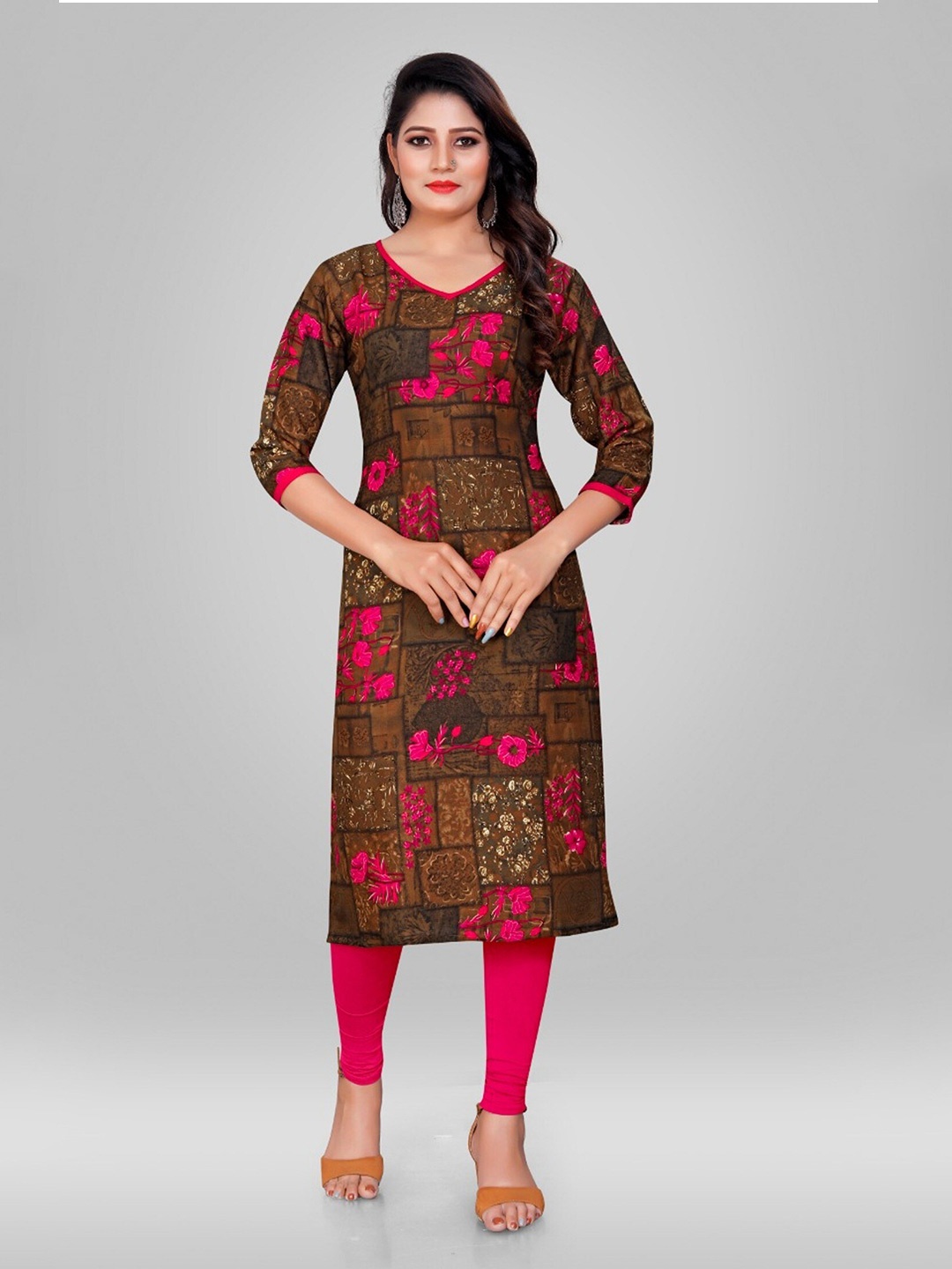 

APNISHA Floral Printed Kurta, Pink