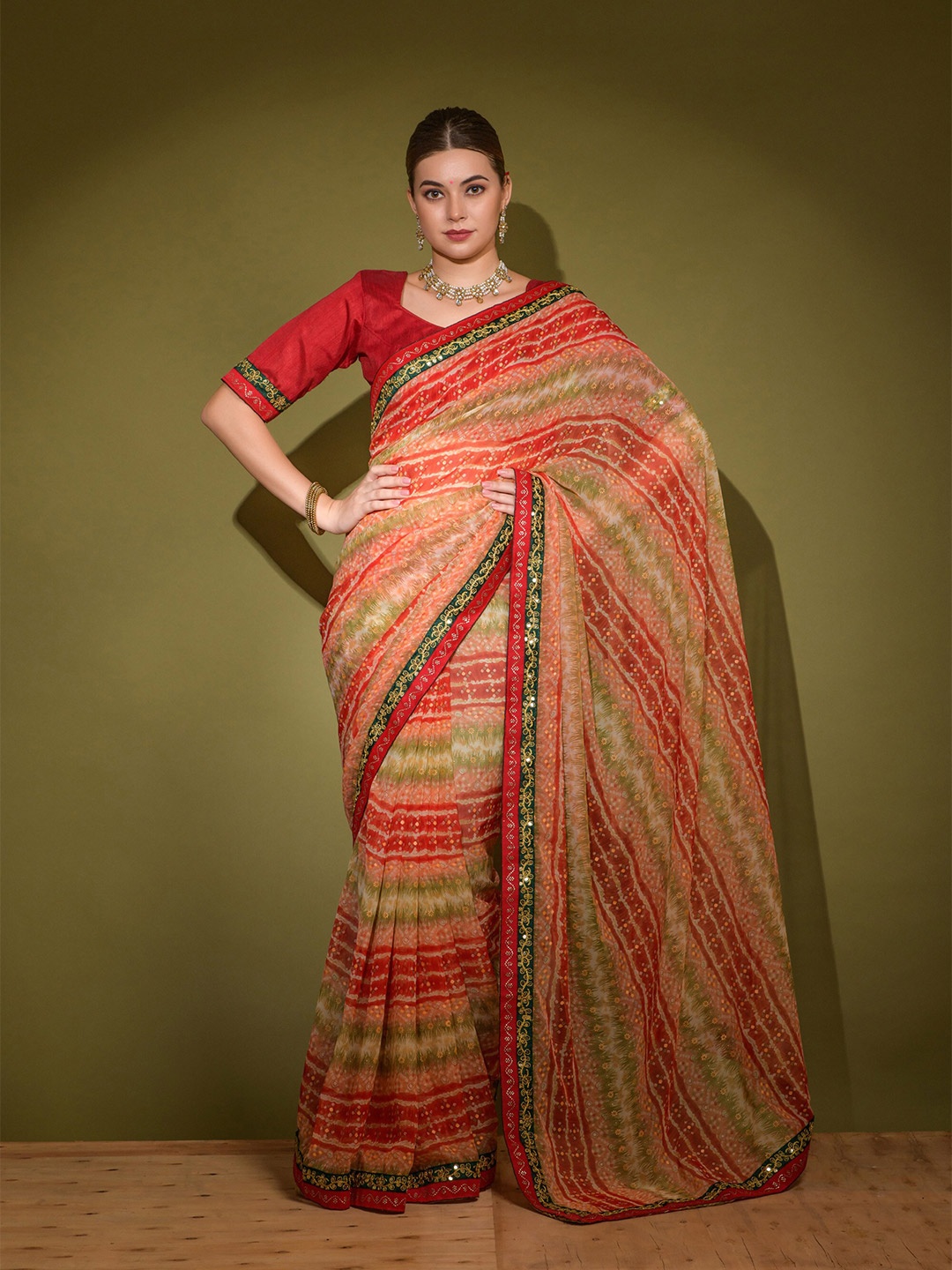 

elora Bandhani Printed Embroidered Saree, Red