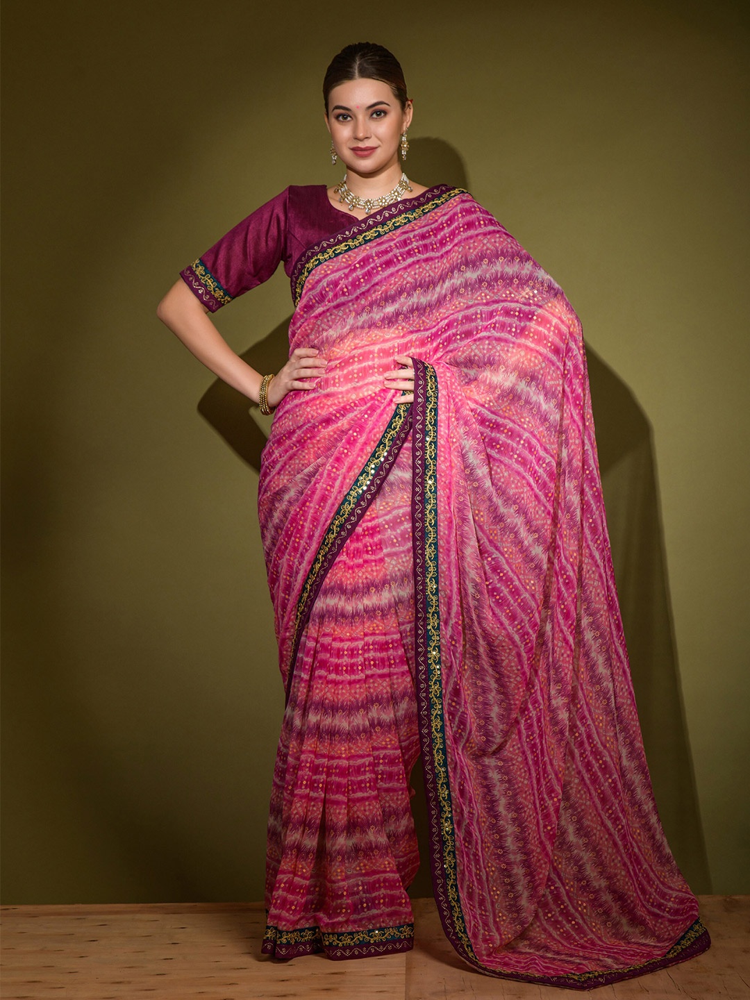 

elora Bandhani Printed Embroidered Saree, Pink