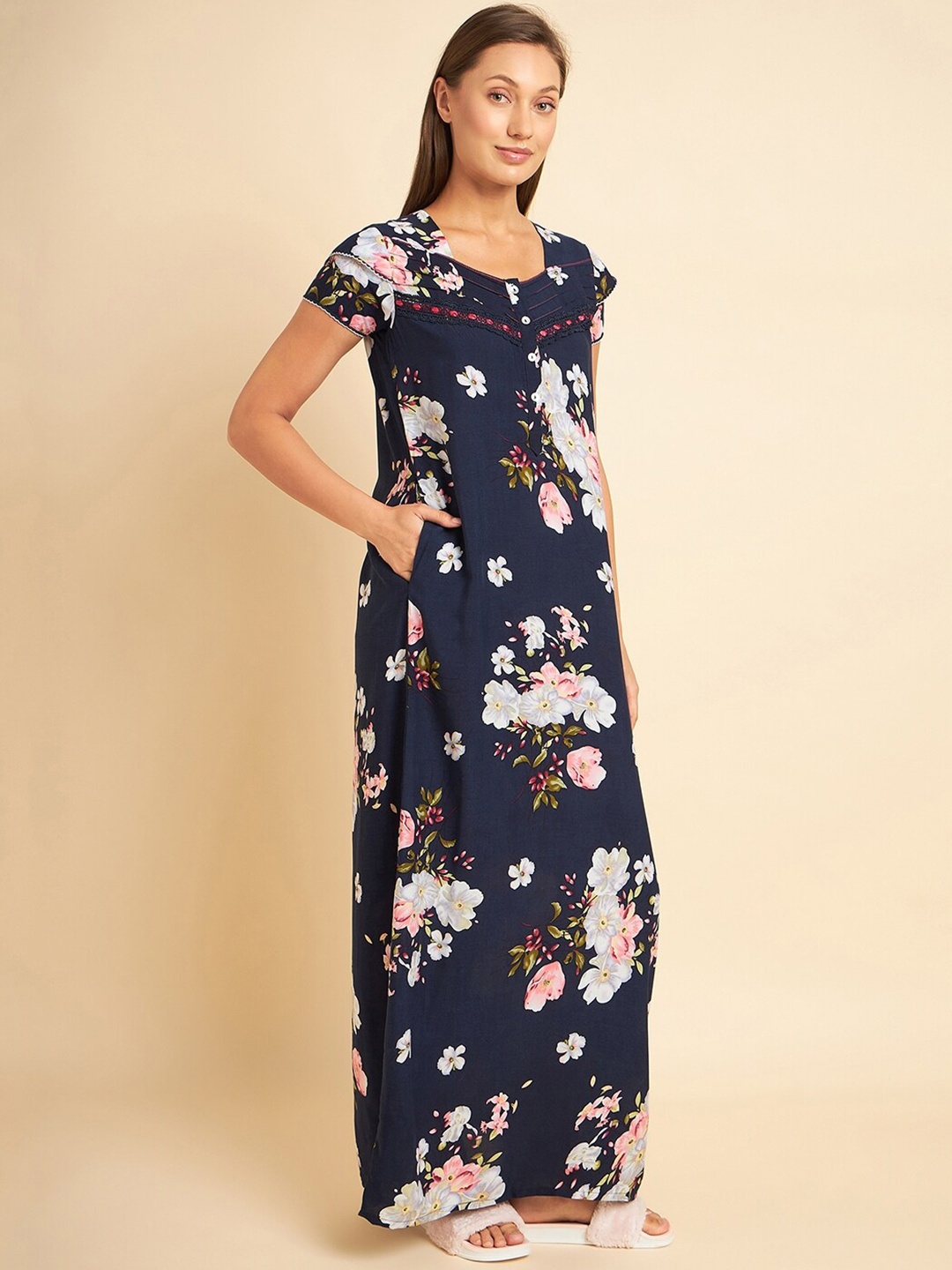 

Sweet Dreams Navy Blue & White Floral Printed Maxi Nightdress