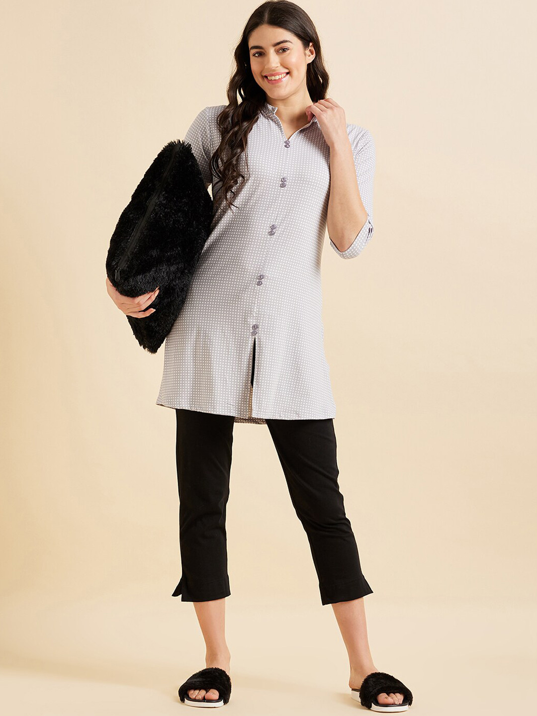 

Sweet Dreams Women Grey & Black Checked Night suit