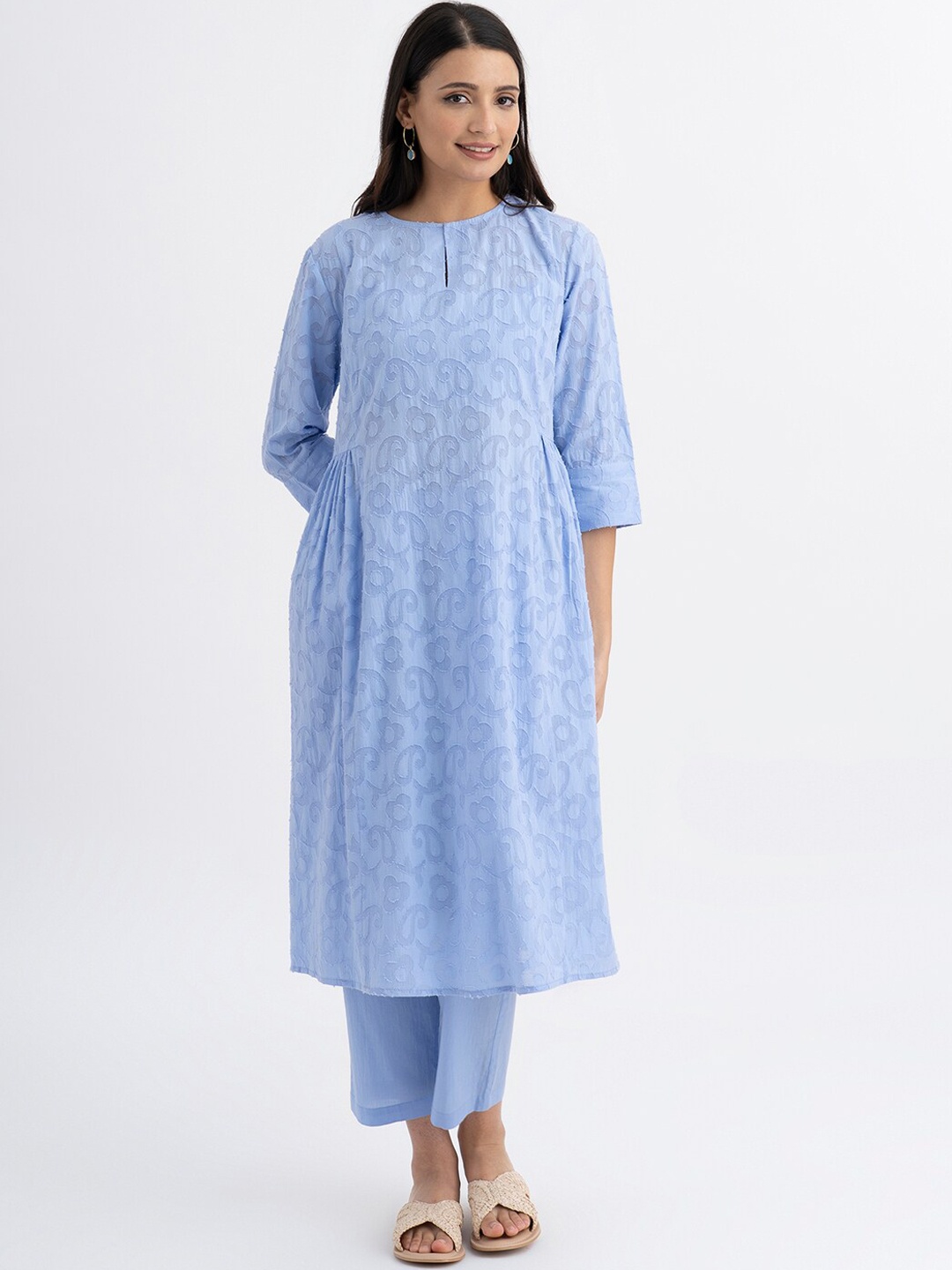 

Pink Fort Paisley Self Desiign Pure Cotton Kurta With Trousers, Blue