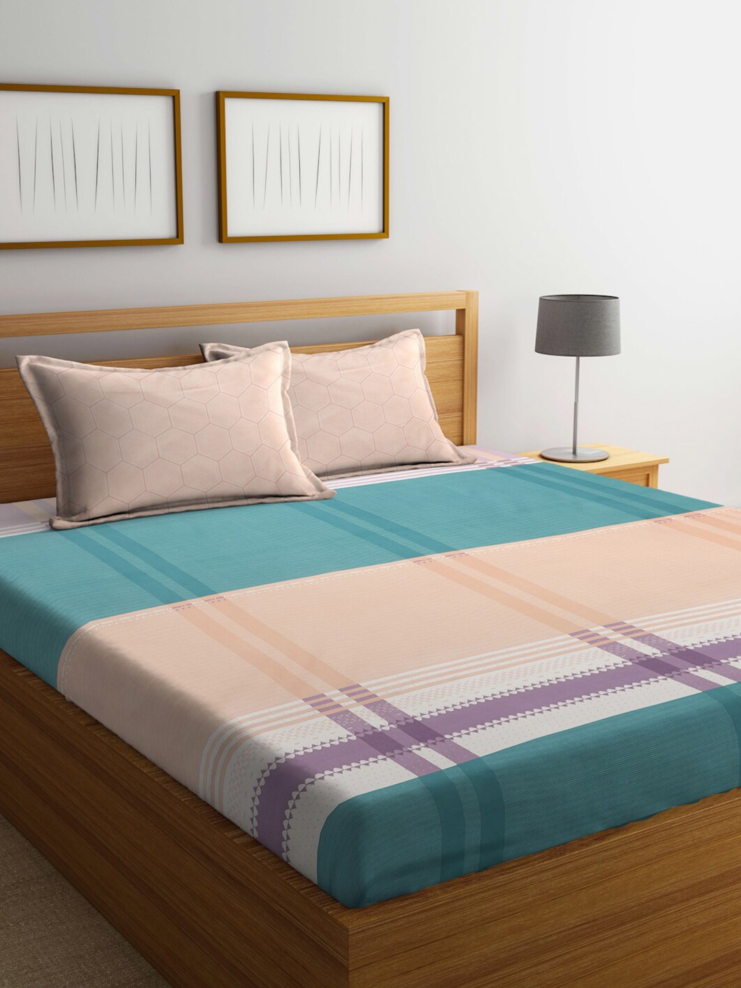 

Miaz Lifestyle Beige & Green Checked 210 TC Cotton Queen Bedsheet & 2 Pillow Covers
