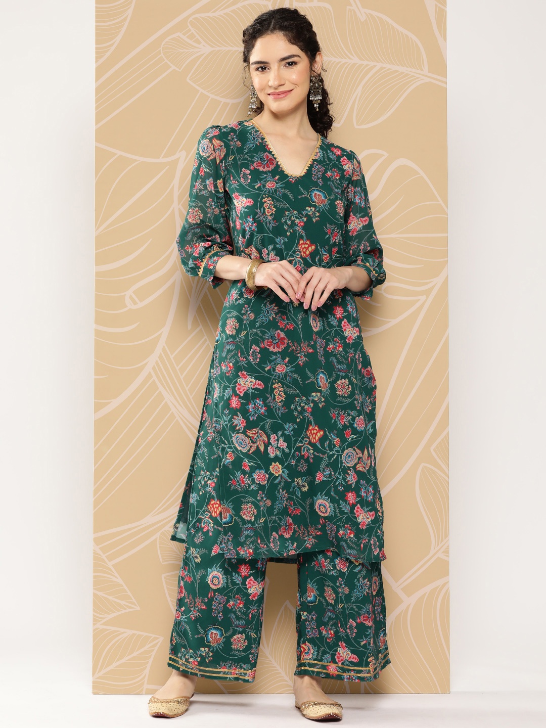 

Ahalyaa Women Floral Printed Regular Gotta Patti Kurta with Palazzos, Green