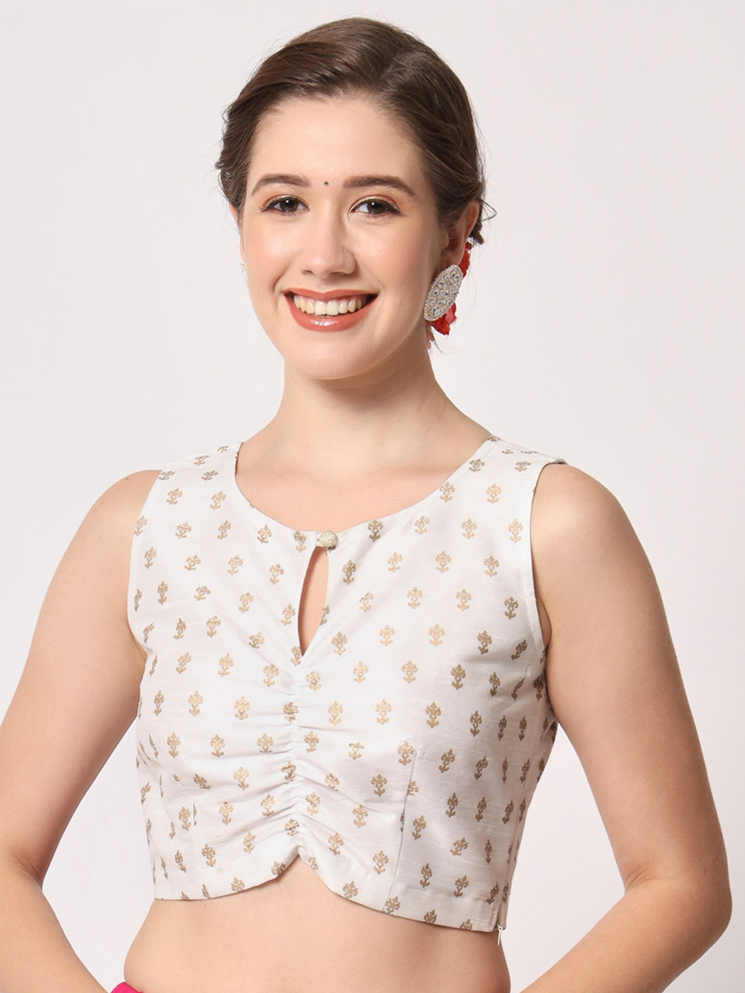 

studio rasa Floral Printed Keyhole Neck Crop Top, White