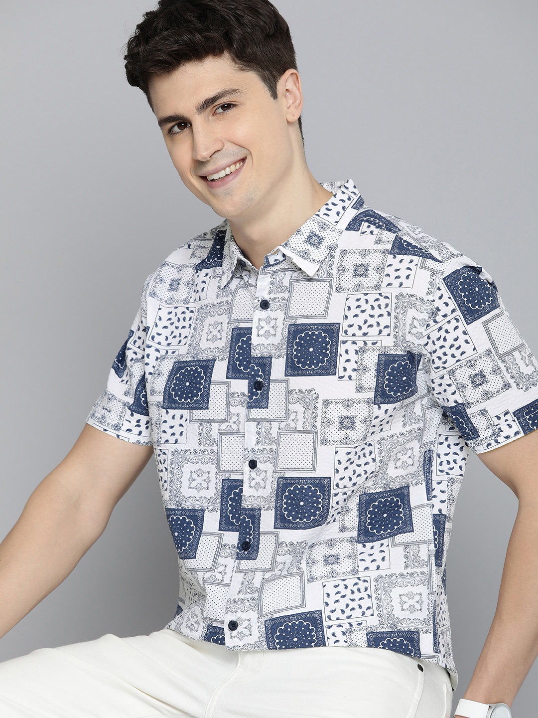 

HERE&NOW Men Slim Fit Opaque Printed Cotton Casual Shirt, Blue