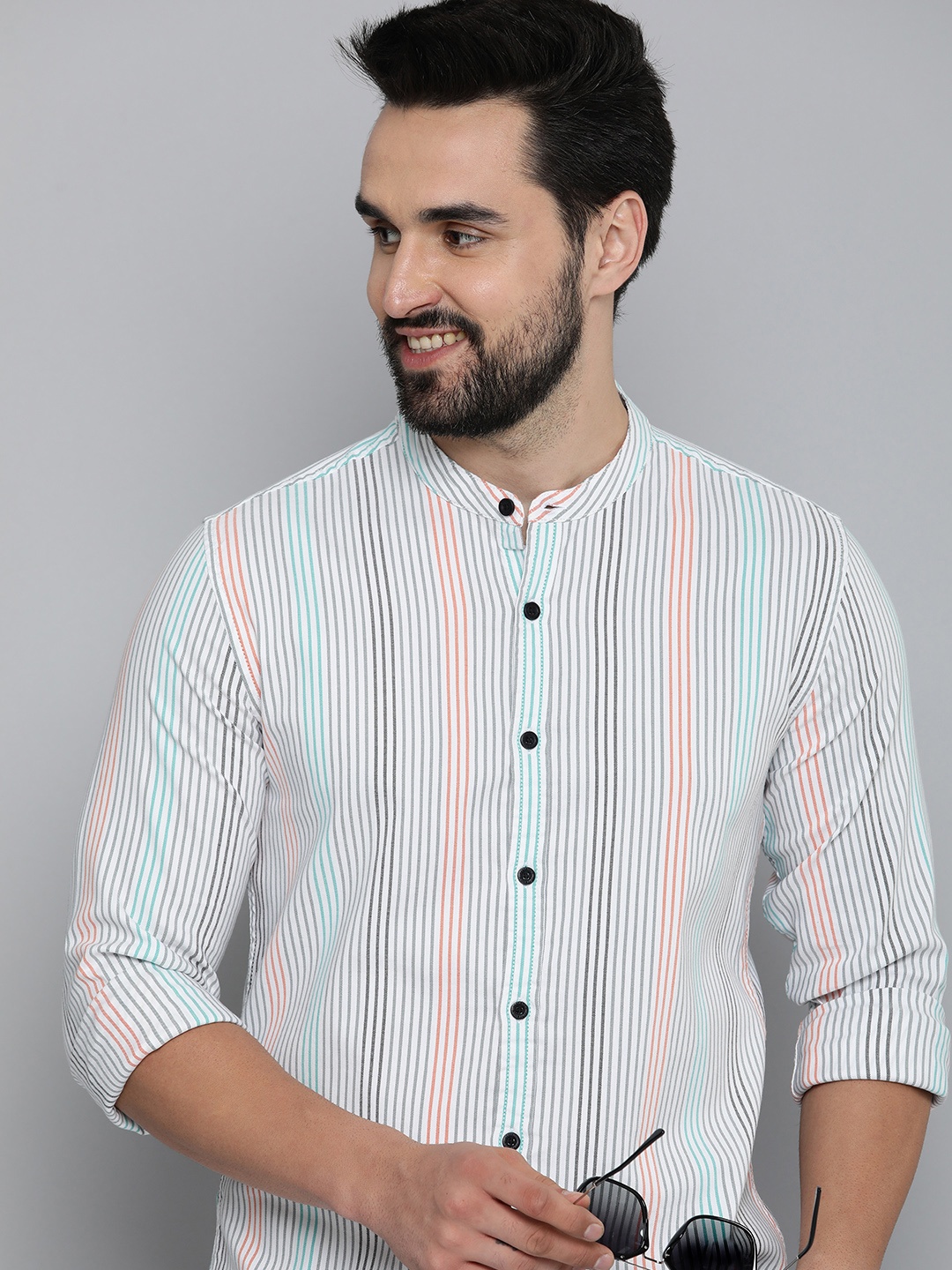 

HERE&NOW Men Slim Fit Opaque Striped Casual Shirt, Multi