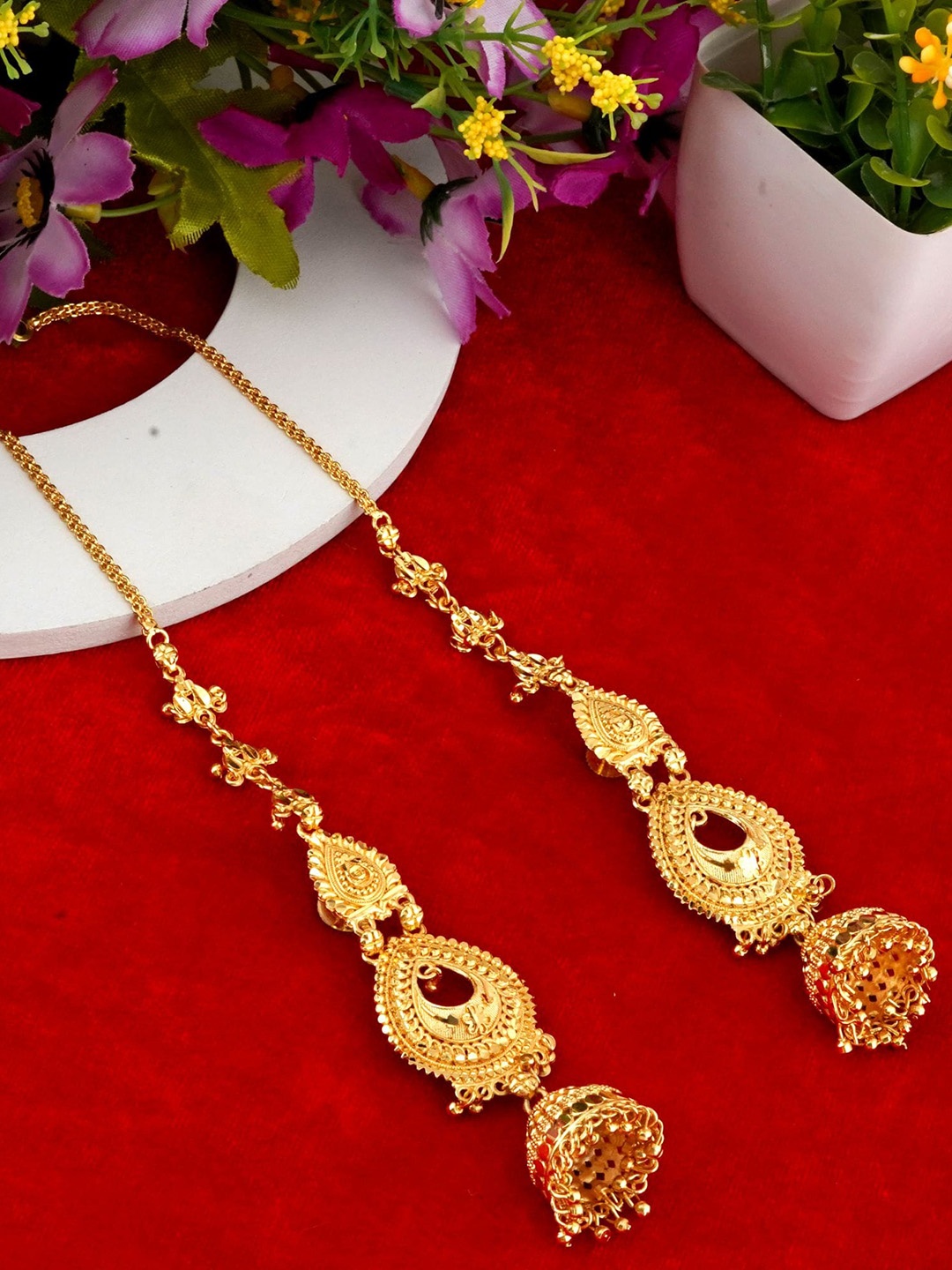 

MANSIYAORANGE Gold-Plated Dome Shaped Jhumkas Earrings