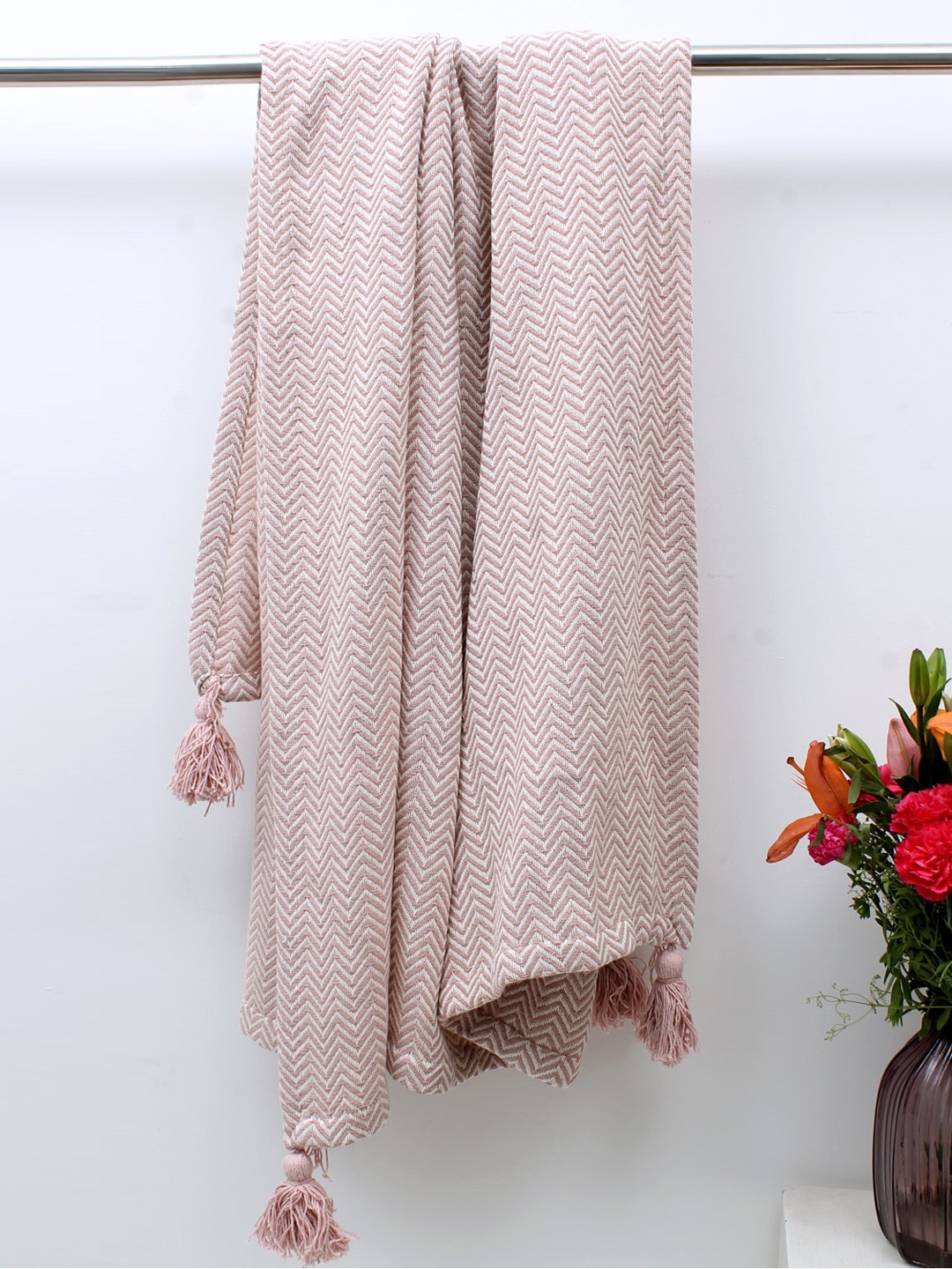 

AVI Living Pink Self-Designed Pure Cotton Throw