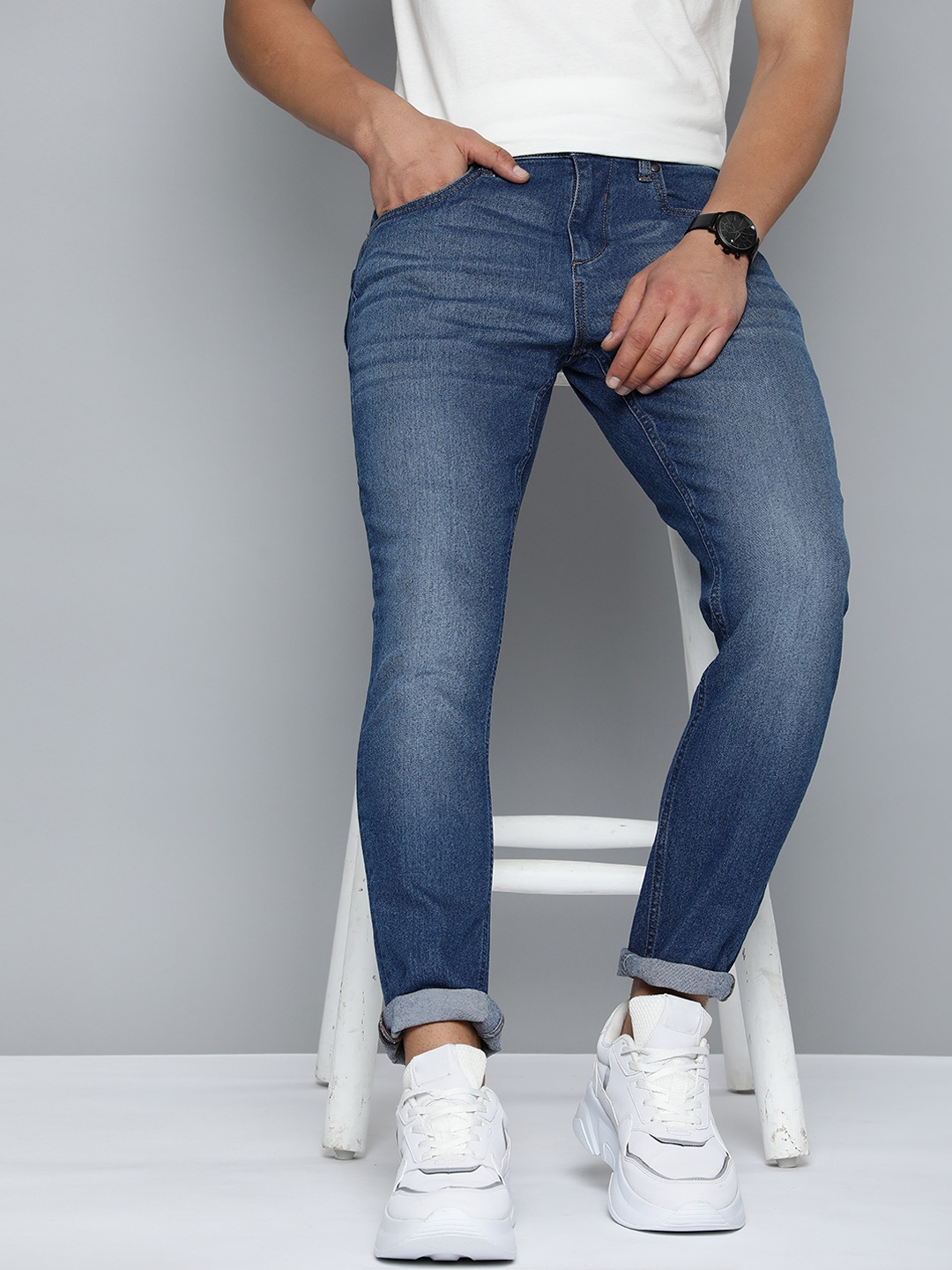 

Mast & Harbour Men Tapered Fit Light Fade Stretchable Jeans, Blue