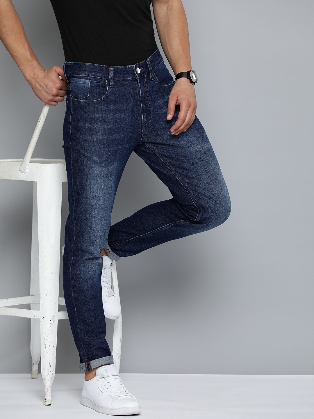 

Mast & Harbour Men Tapered Fit Light Fade Stretchable Jeans, Navy blue