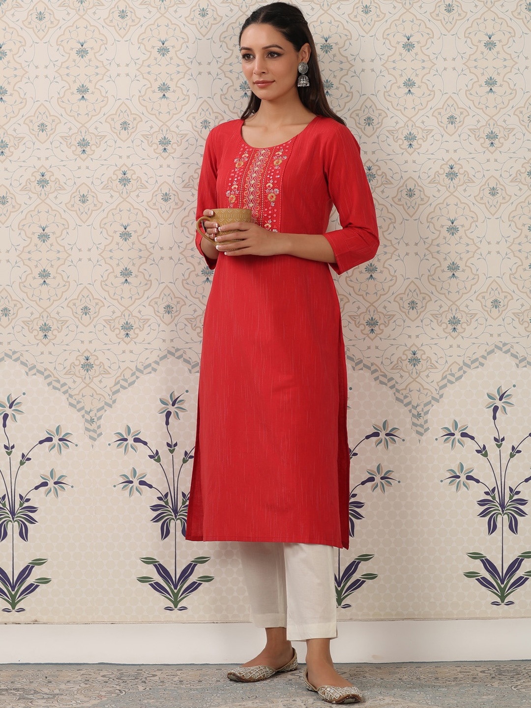 

Ode by House of Pataudi Red & Yellow Floral Yoke Design Thread Work Kurta