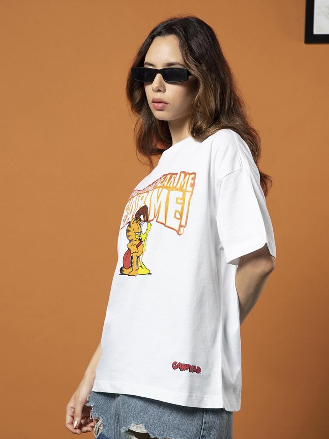 

Bewakoof X Garfield Printed Round Neck Oversize Cotton T-shirt, White