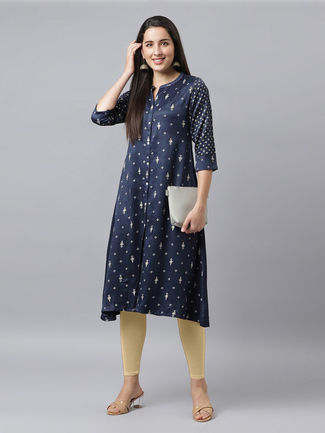 

FASHION DREAM Ethnic Motifs Printed Indigo A-Line Kurta, Navy blue