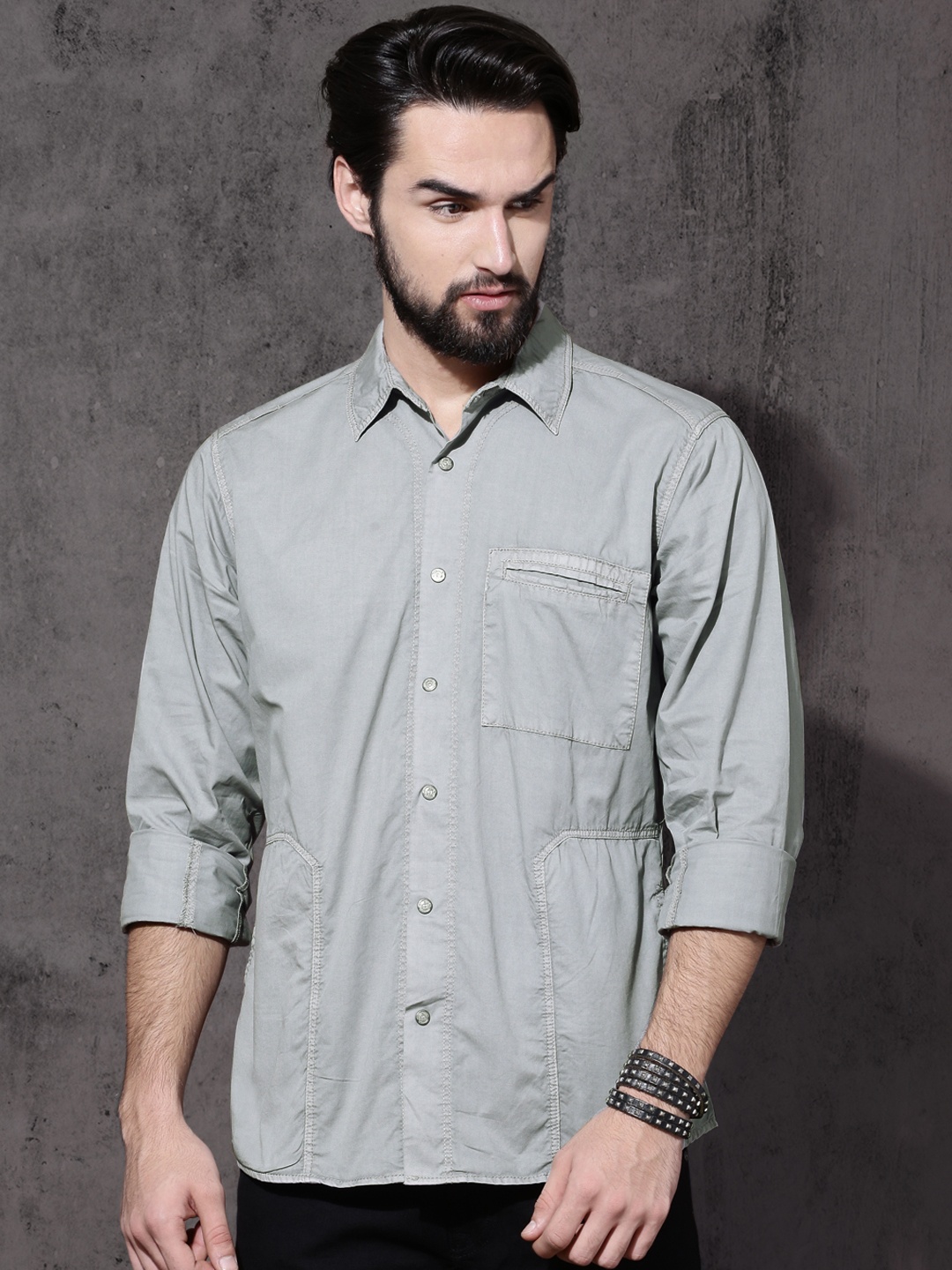 

Roadster Men Grey Regular Fit Solid Casual Shirt