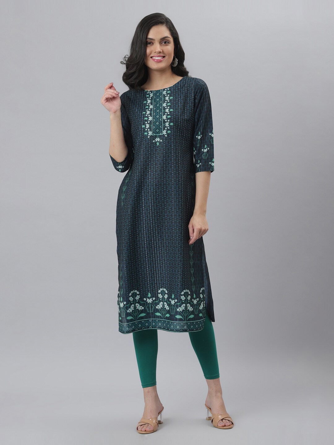 

FASHION DREAM Floral Printed Straight Kurta, Green