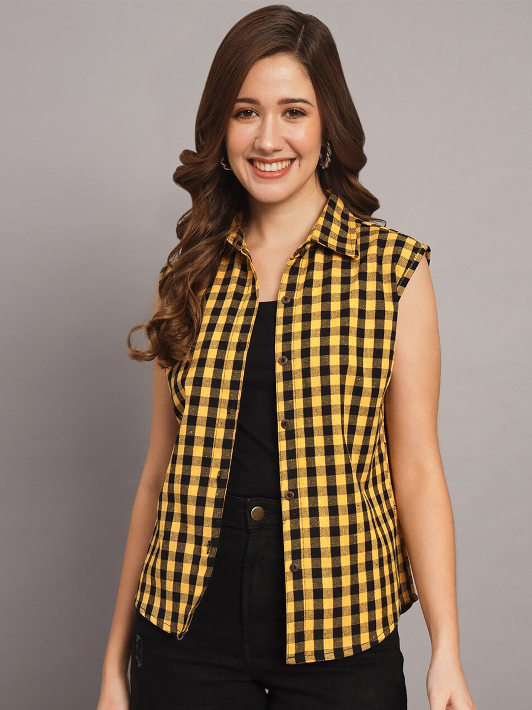 

Funday Fashion Gingham Checked Sleeveless Casual Shirt, Yellow