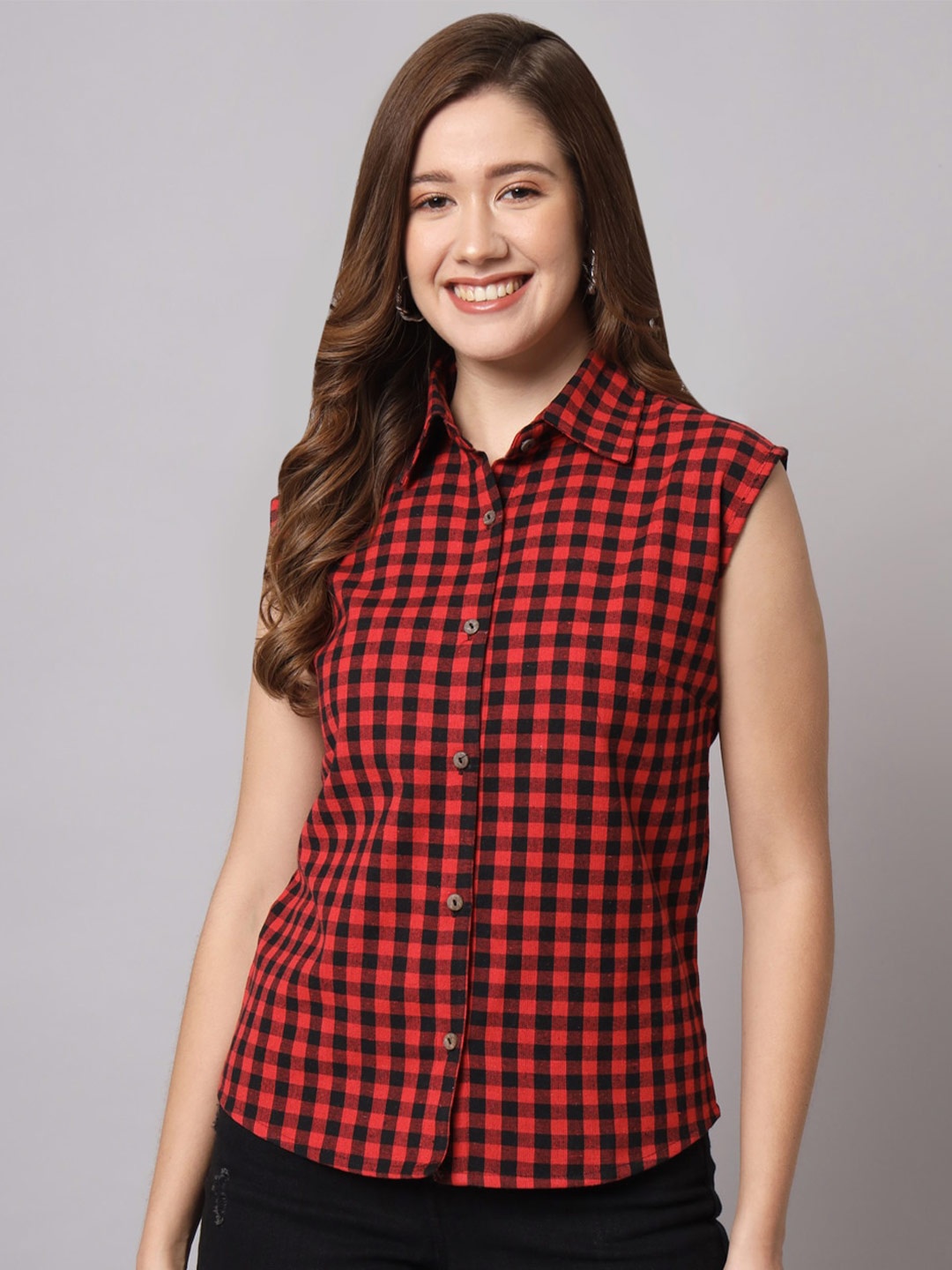 

Funday Fashion Gingham Checked Sleeveless Casual Shirt, Red