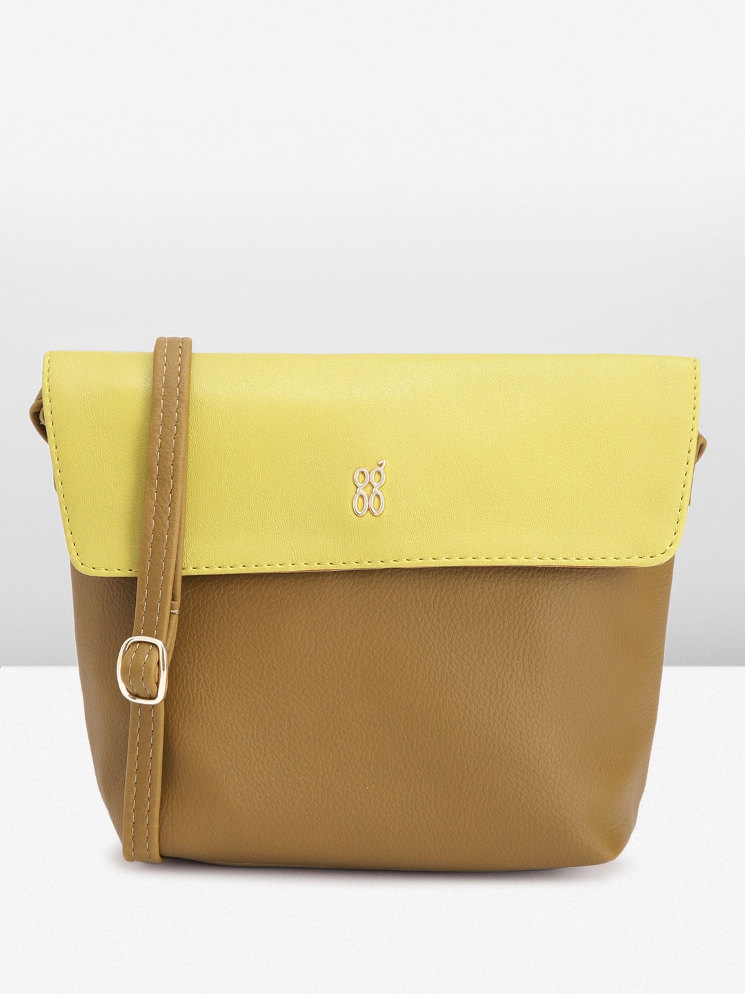 

Baggit Colourblocked Structured Sling Bag, Olive