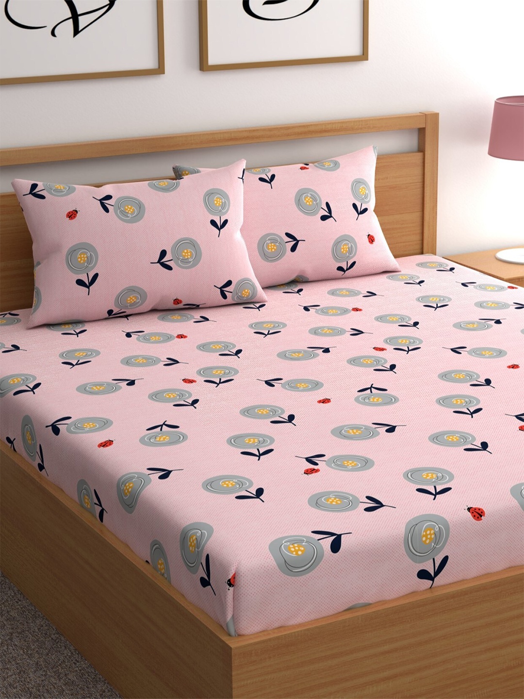 

CG HOMES Pink & Grey Floral Printed 180 TC Queen Bedsheet & 2 Pillow Covers