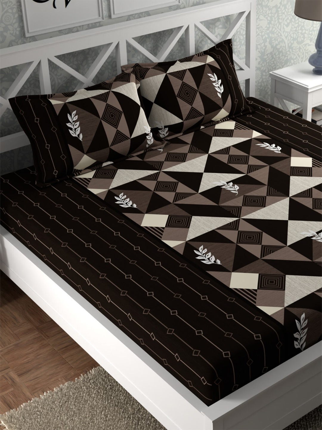 

CG HOMES Brown & Black Geometric 180 TC Queen Bedsheet With 2 Pillow Covers