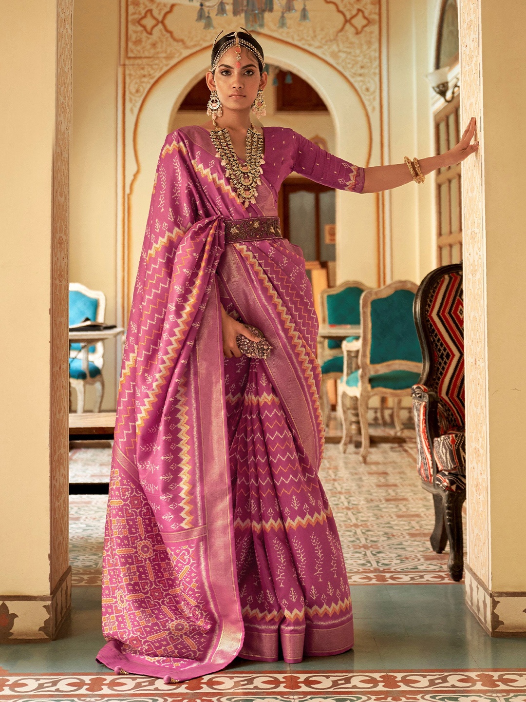 

Phenav Ethnic Motifs Zari Border Ikat Silk Saree with Blouse, Pink