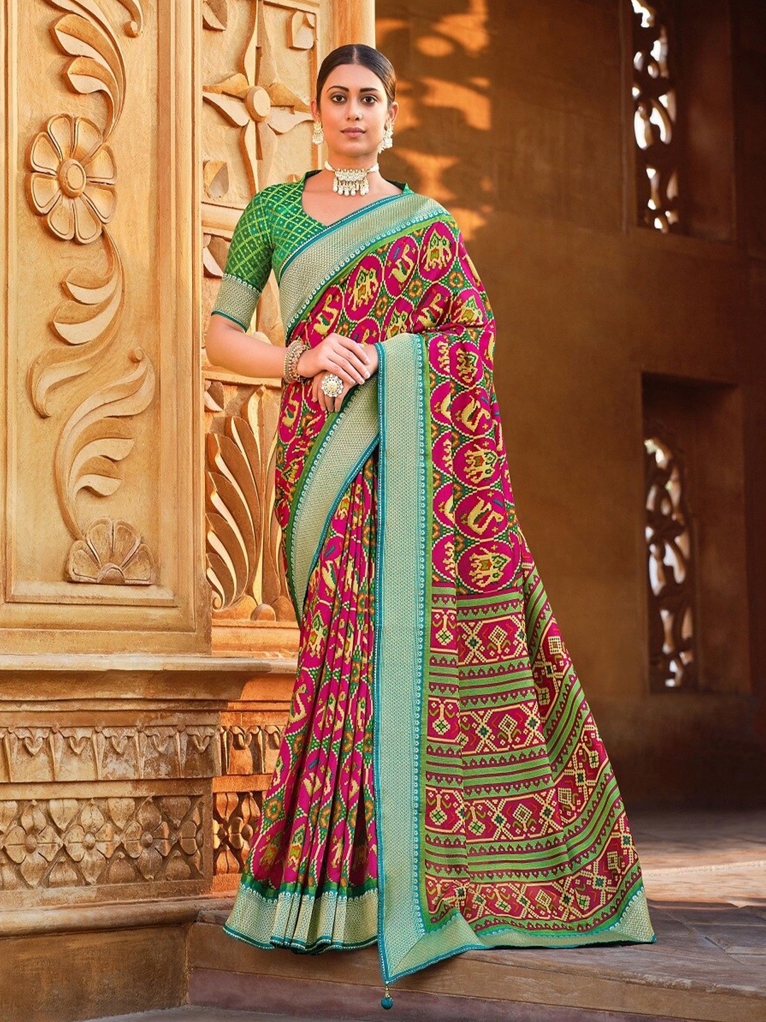 

Phenav Ethnic Motifs Zari Border Ikat Silk Saree with Blouse, Pink
