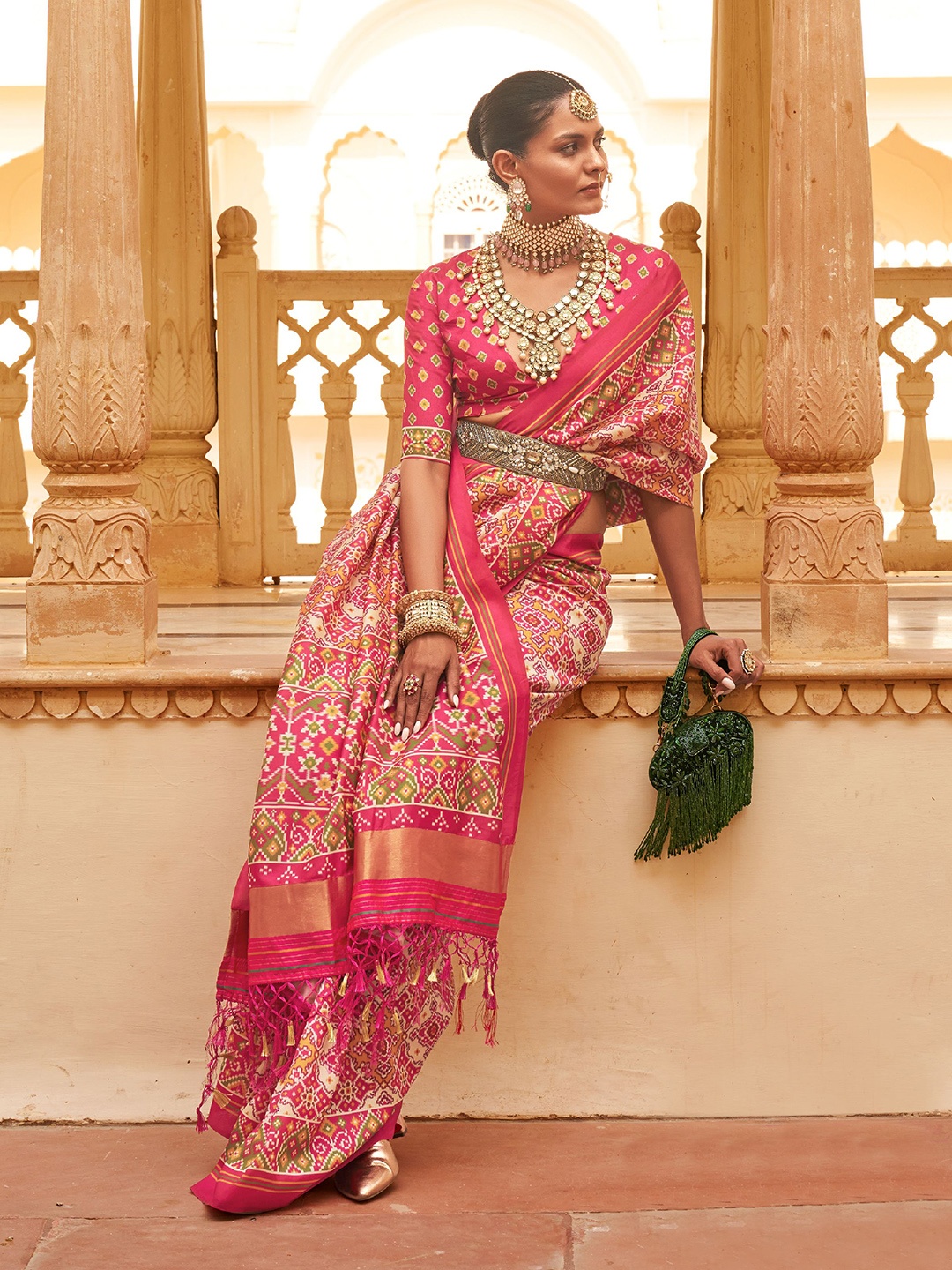 

Phenav Ethnic Printed Saree, Pink
