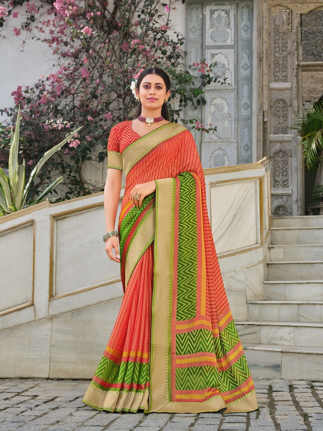 

Phenav Ethnic Motifs Zari Border Ikat Silk Saree with Blouse, Red