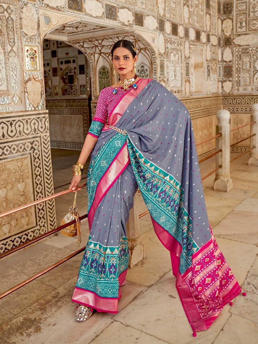 

Phenav Ethnic Motifs Zari Border Ikat Silk Saree with Blouse, Grey