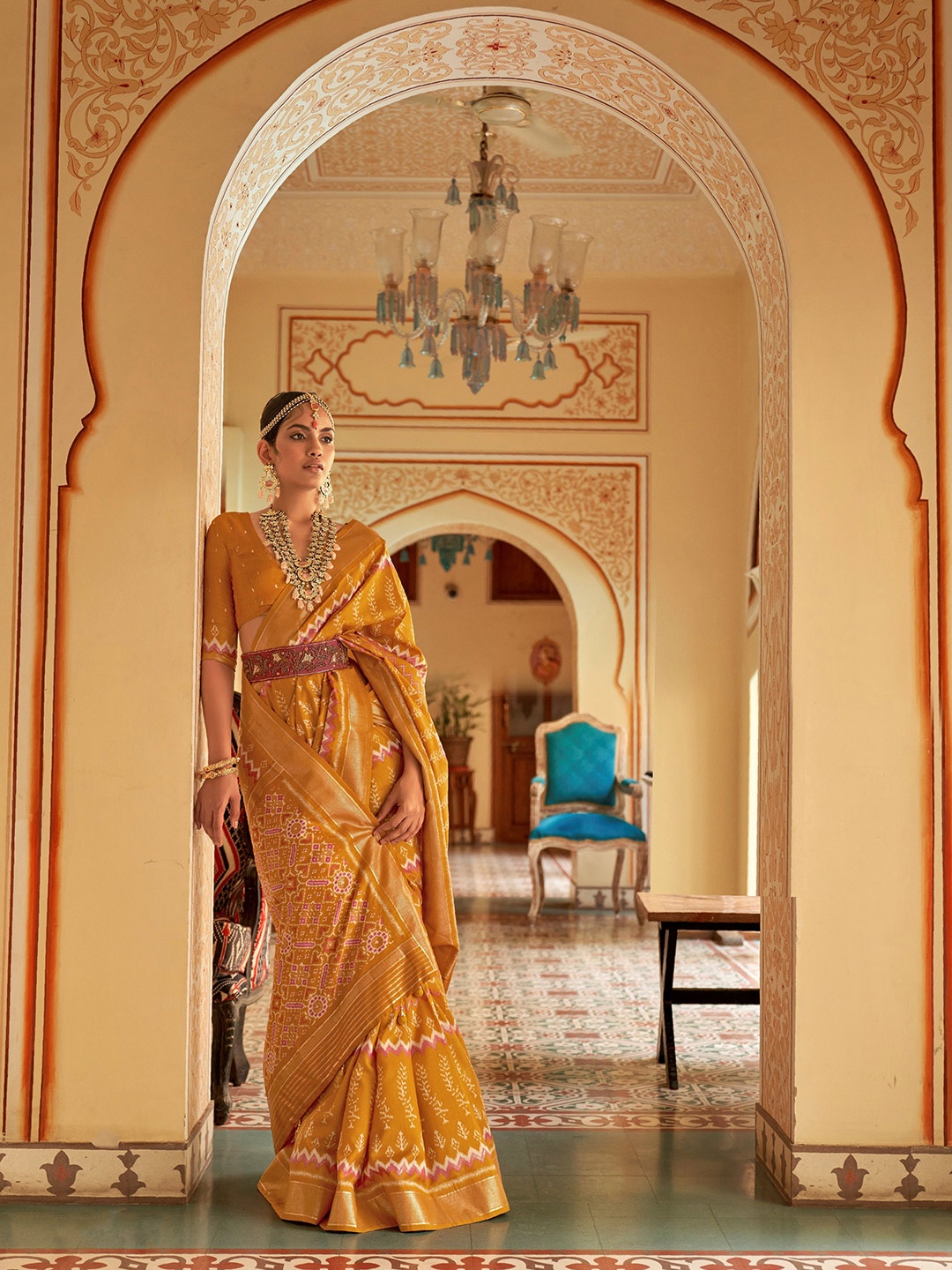 

Phenav Ethnic Motifs Printed Zari Saree, Yellow