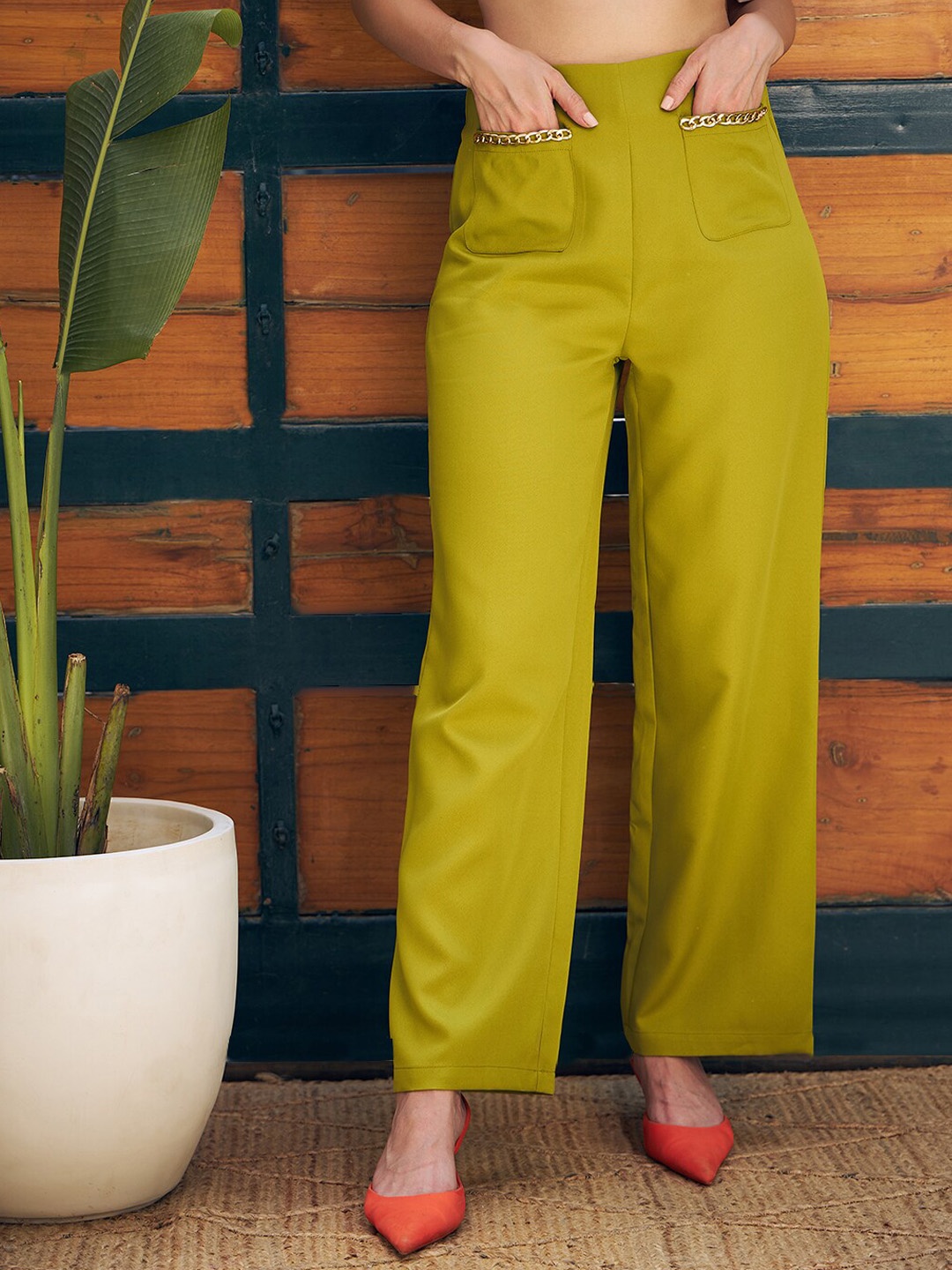 

KASSUALLY Women Green High-Rise Parallel Trousers