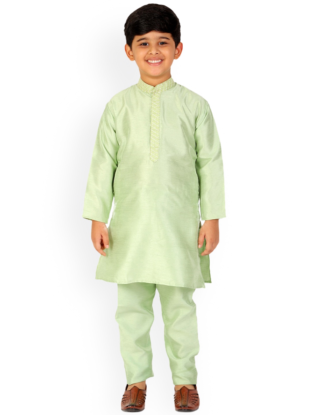 

Pro-Ethic STYLE DEVELOPER Boys Green Striped Regular Kurta with Pyjamas