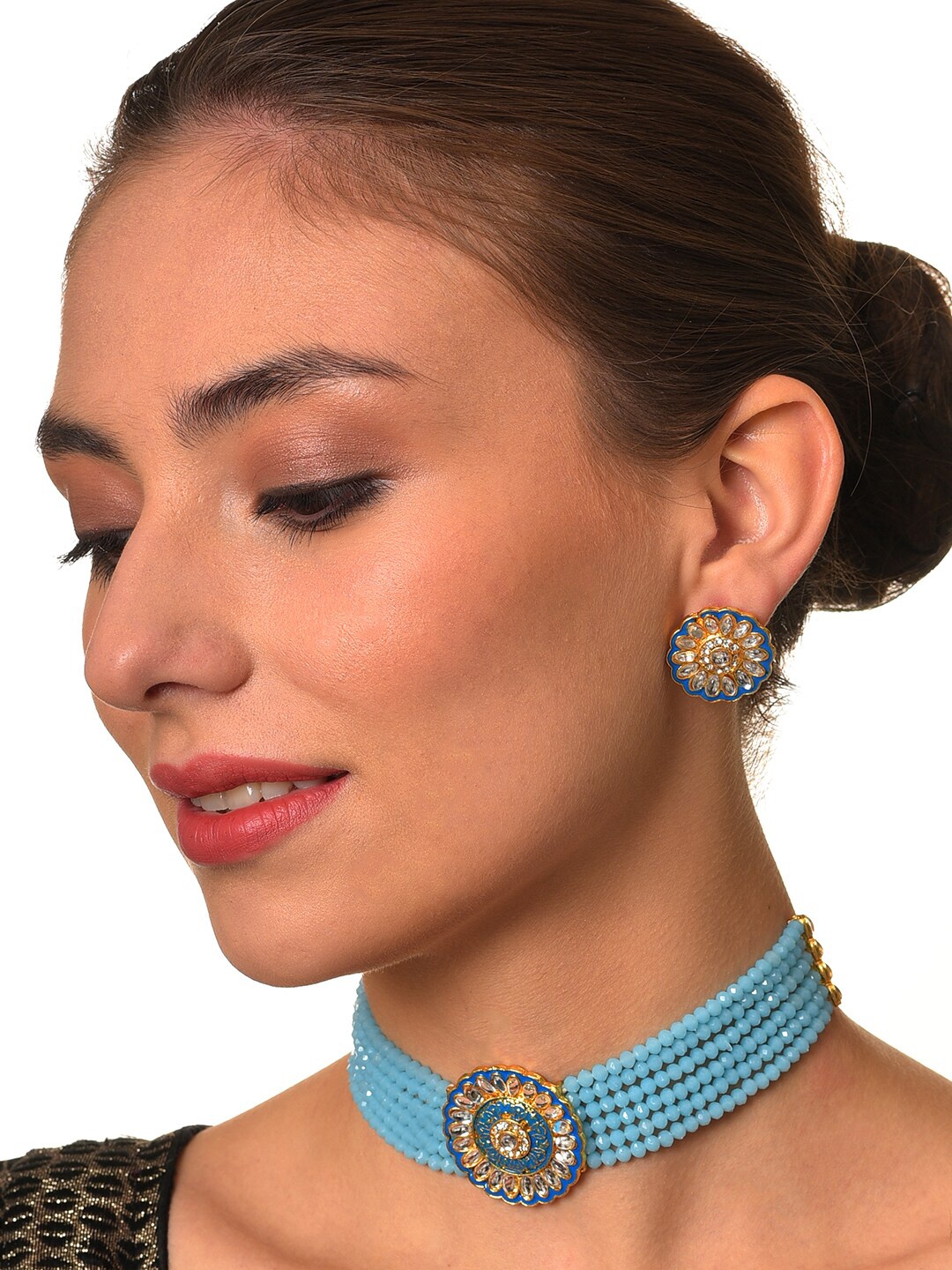 

Anouk Gold-Plated Kundan-Studded & Beaded Jewellery Set