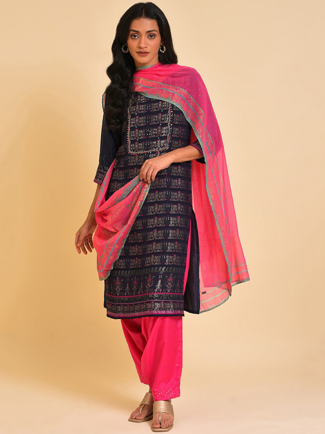 

WISHFUL Ethnic Motifs Printed Sequinned Kurta With Salwar & Dupatta, Navy blue