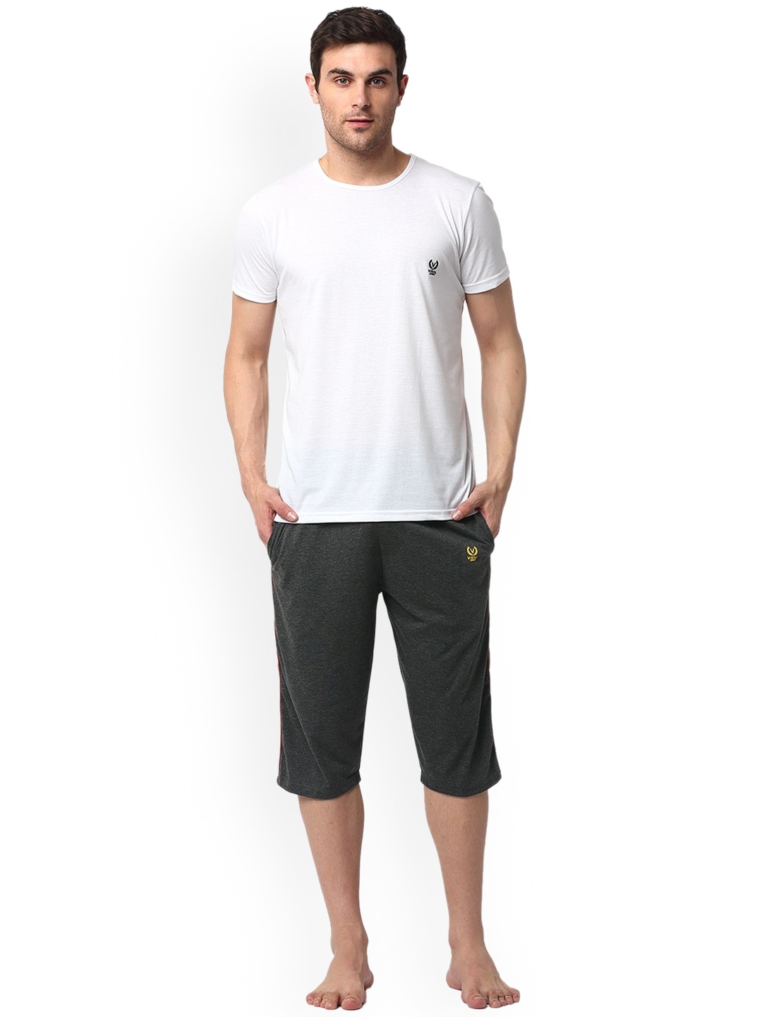 

VIMAL JONNEY Men T-shirt With Capris Night Suit, White