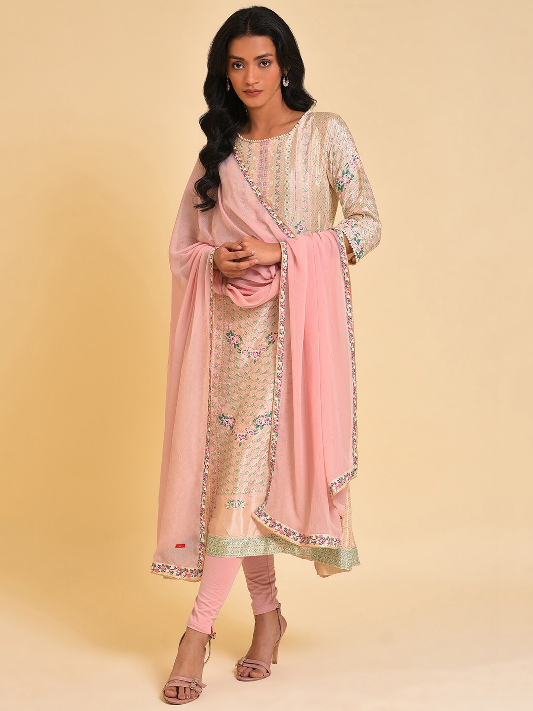 

W Pink & Green Taped Border Dupatta