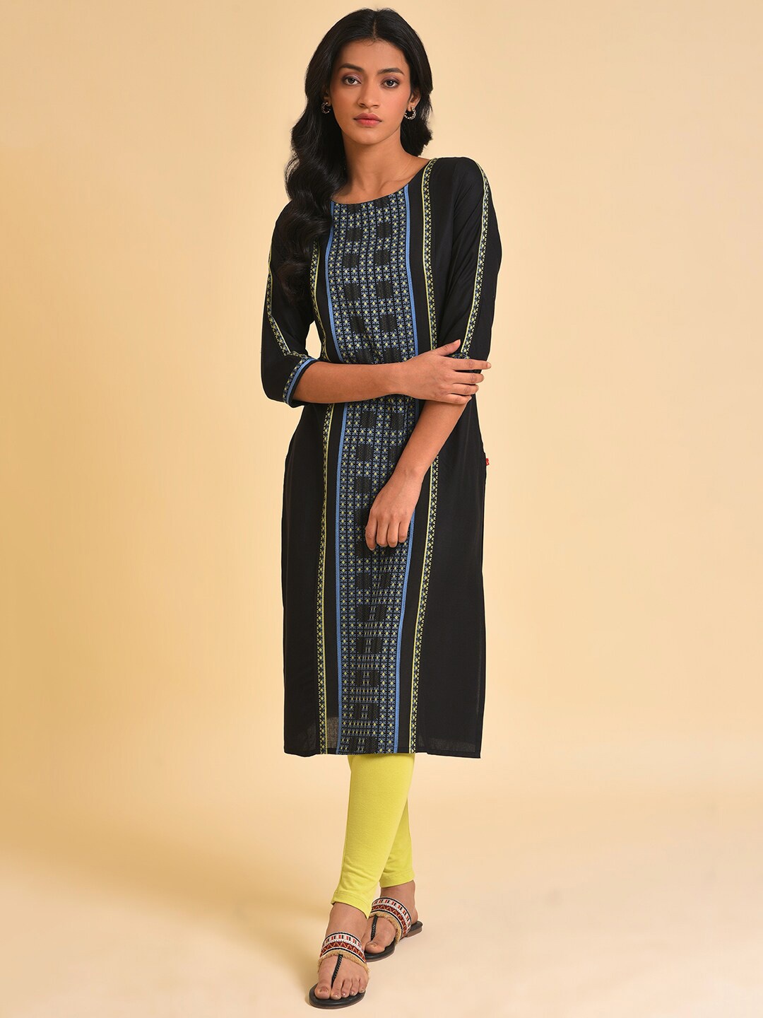 

W Black Round Neck Woven Design Kurta