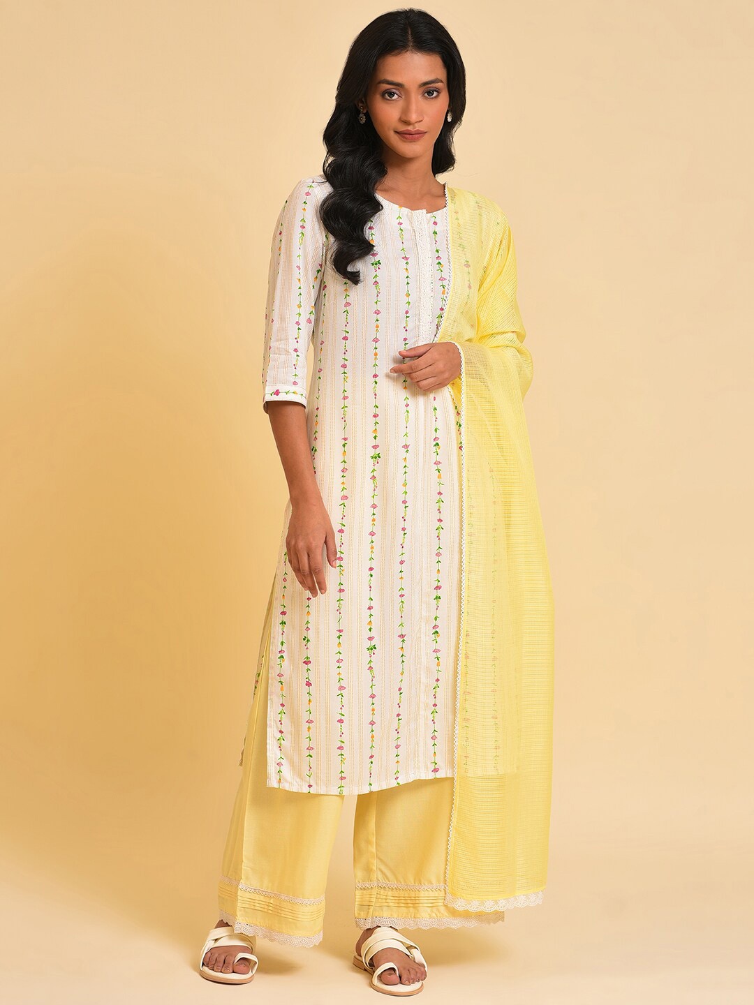 

W Yellow & White Striped Dupatta
