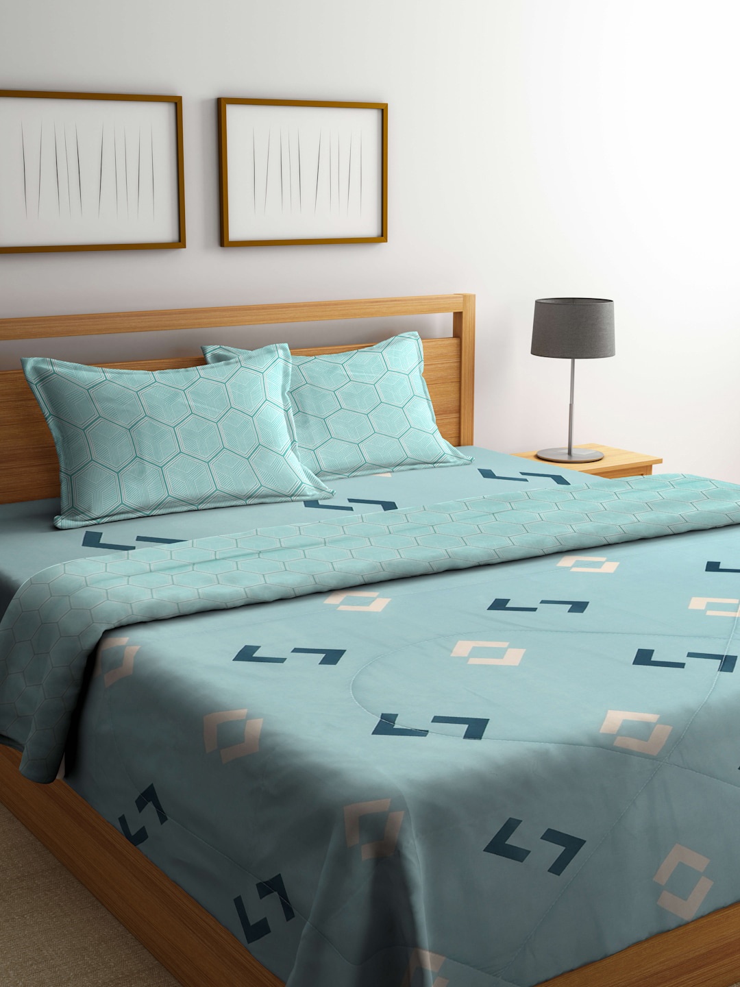 

Miaz Lifestyle Blue Printed Pure Cotton Double King Bedding Set