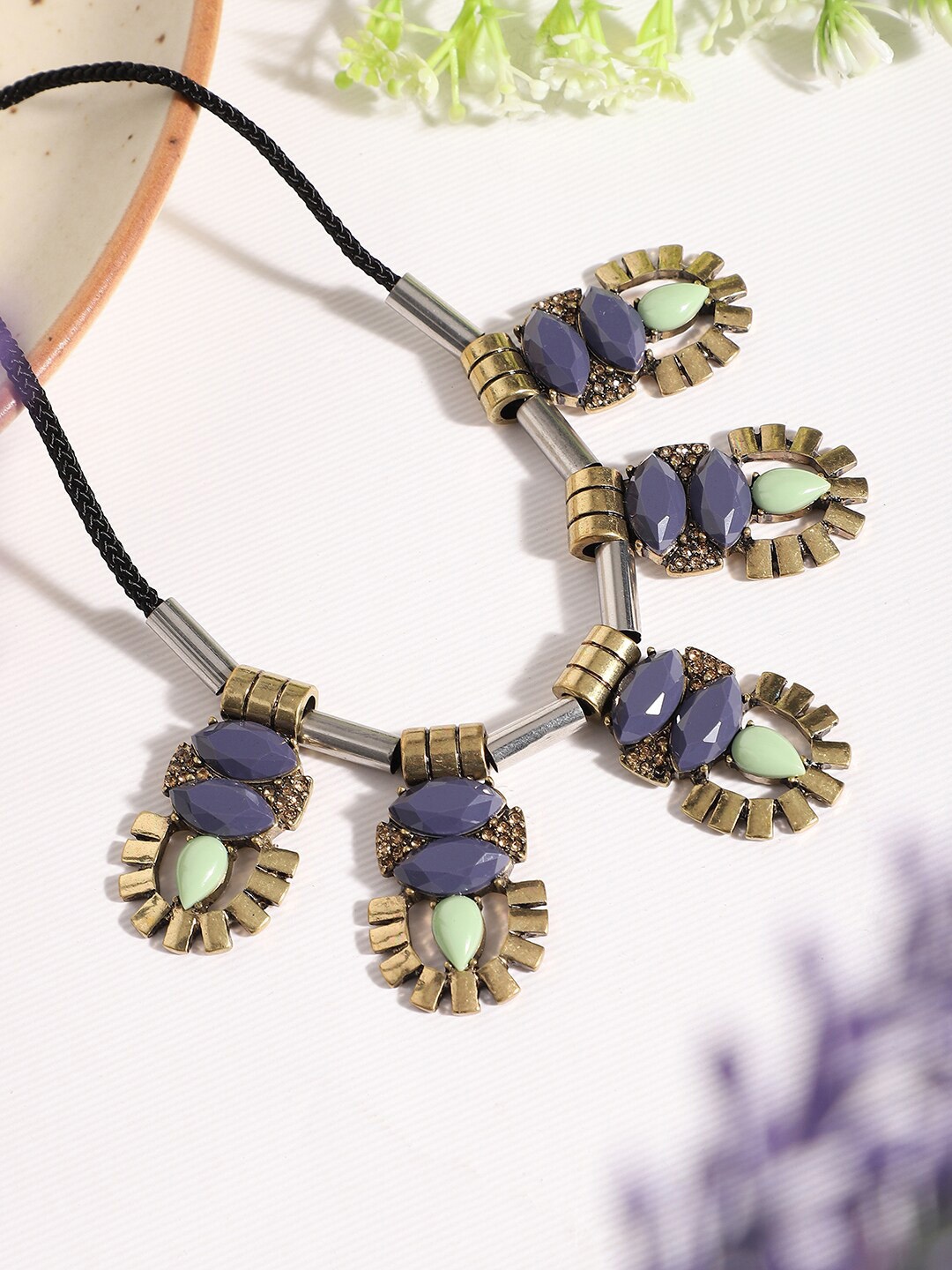

SOHI Gold-Plated Statement Necklace