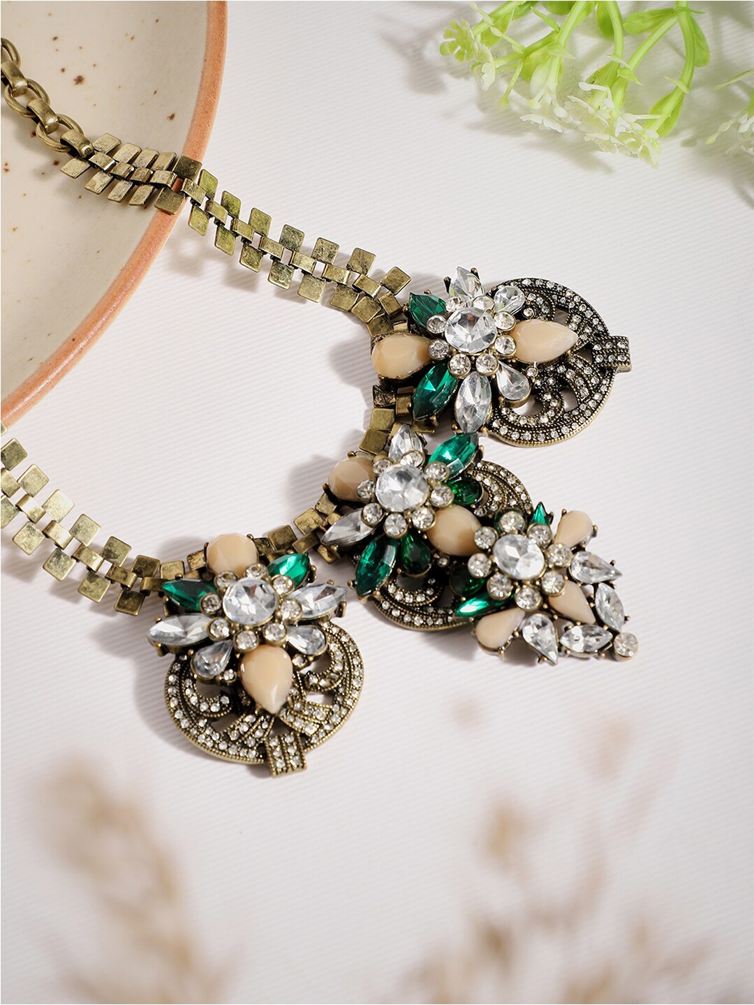 

SOHI Gold-Plated Artificial Stones Necklace