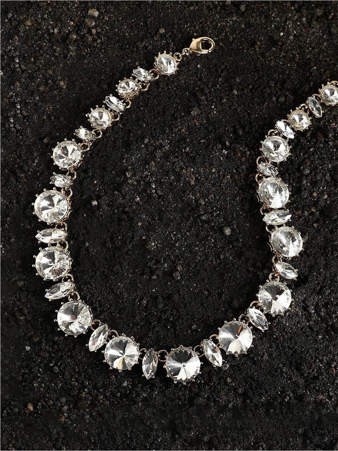

SOHI Gold-Plated Statement Necklace
